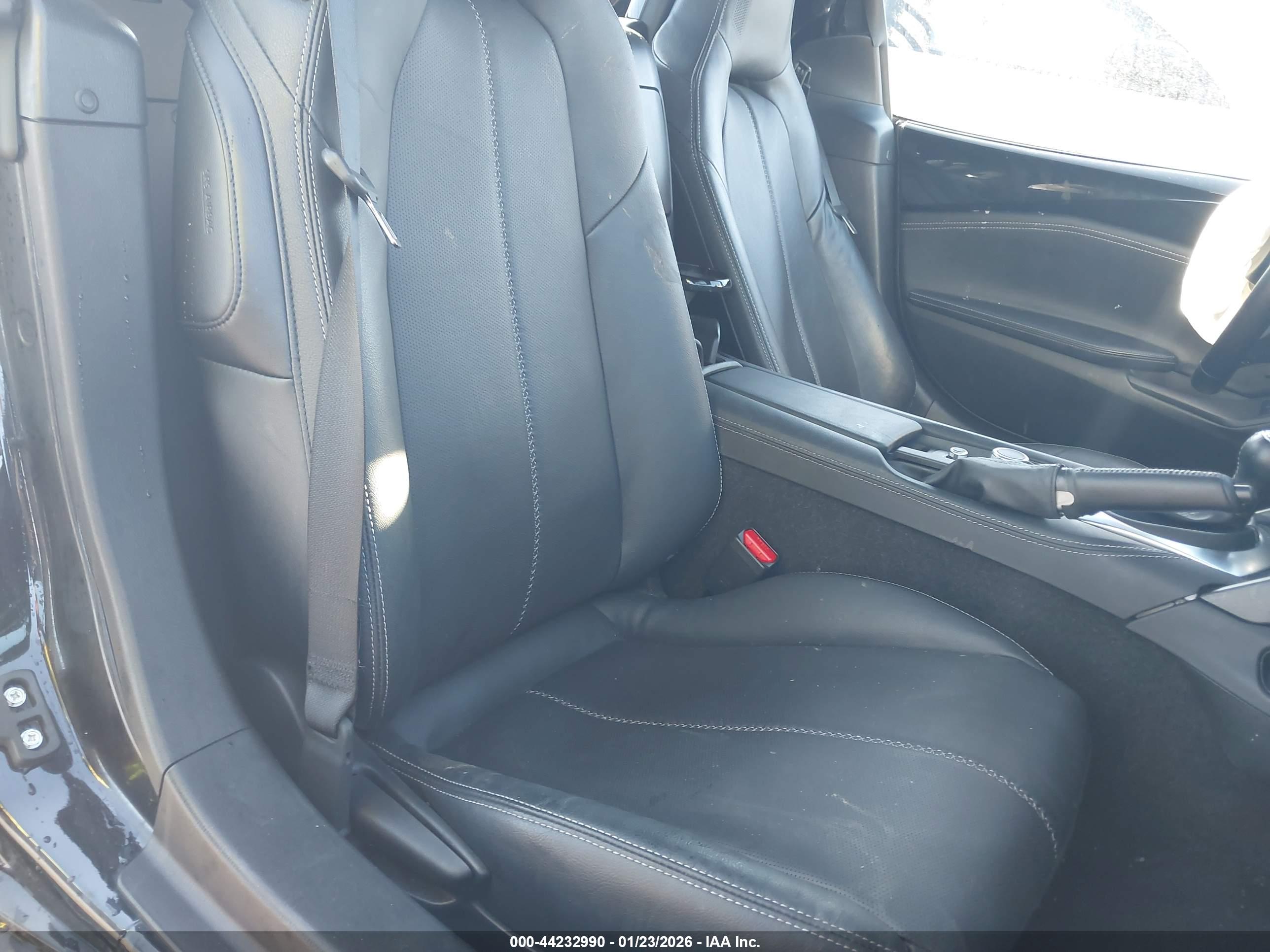 MAZDA MX-5 image 8