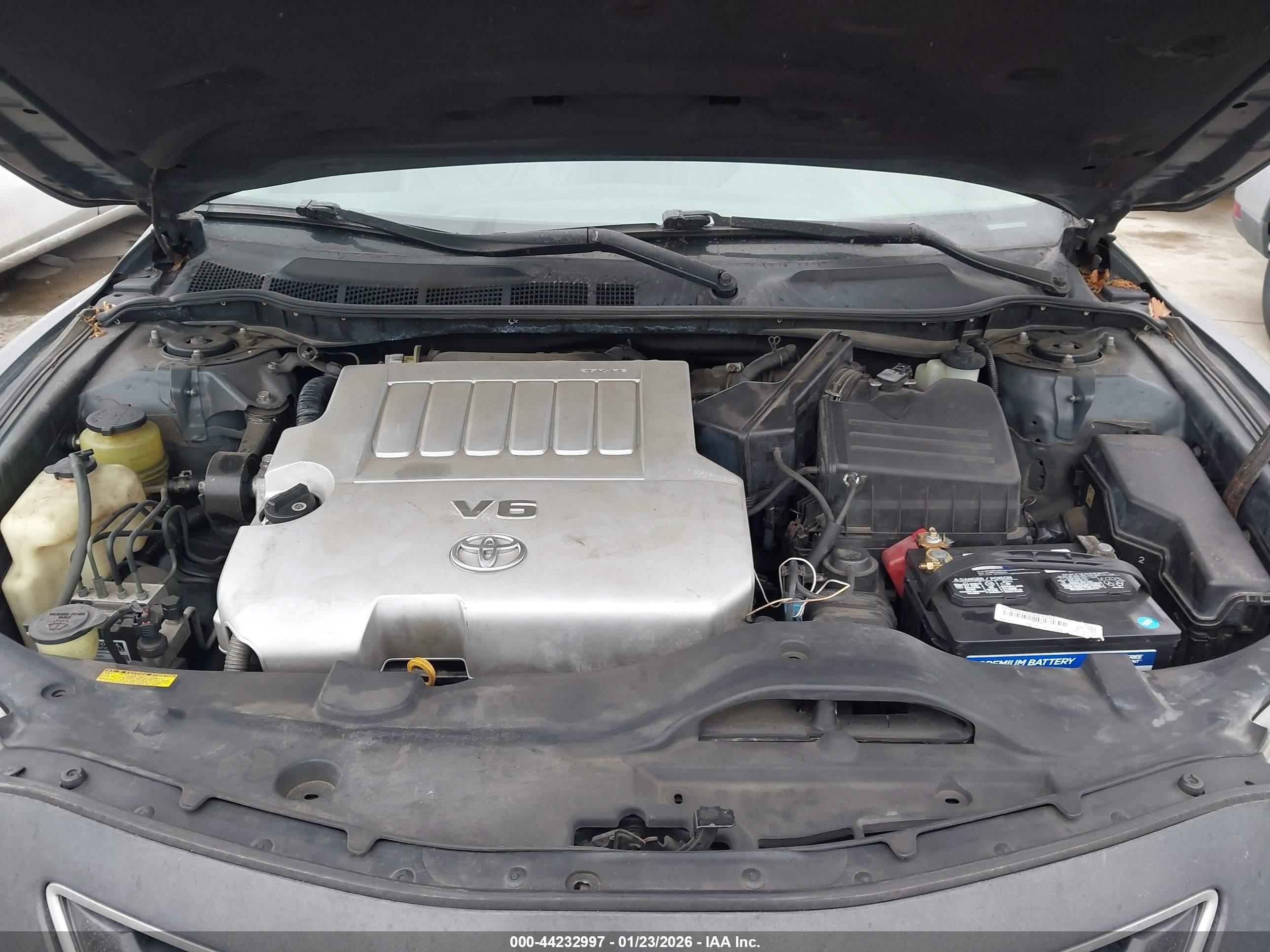 TOYOTA CAMRY image 10