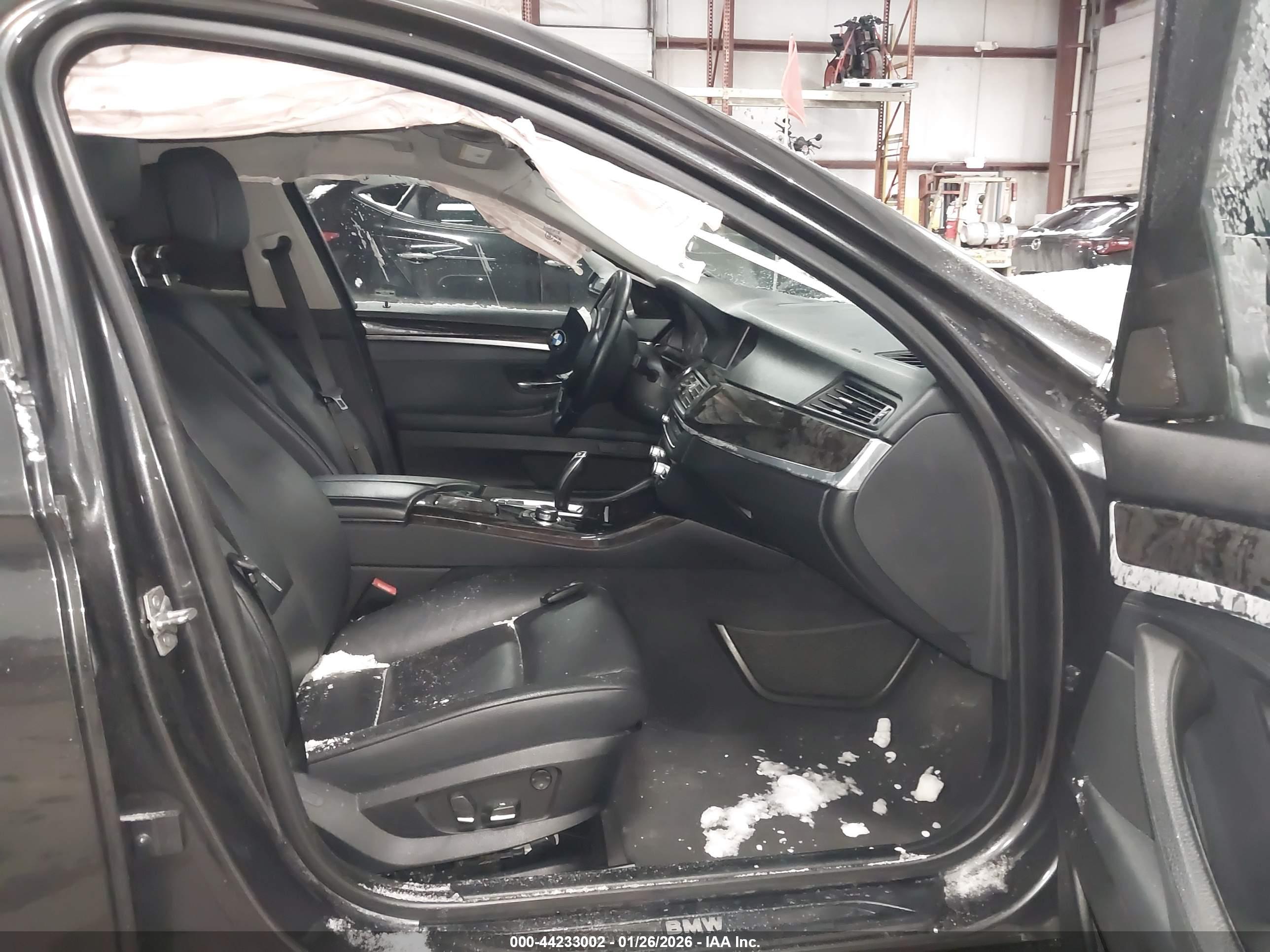 BMW 535I image 5