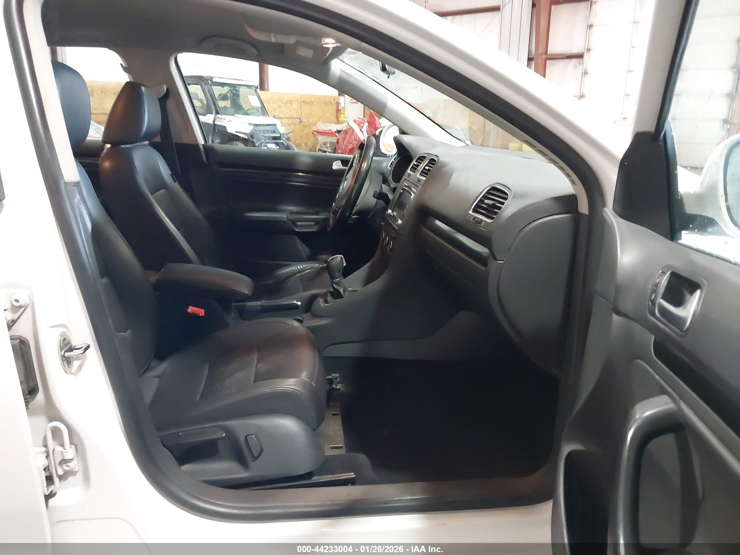 VOLKSWAGEN JETTA image 5
