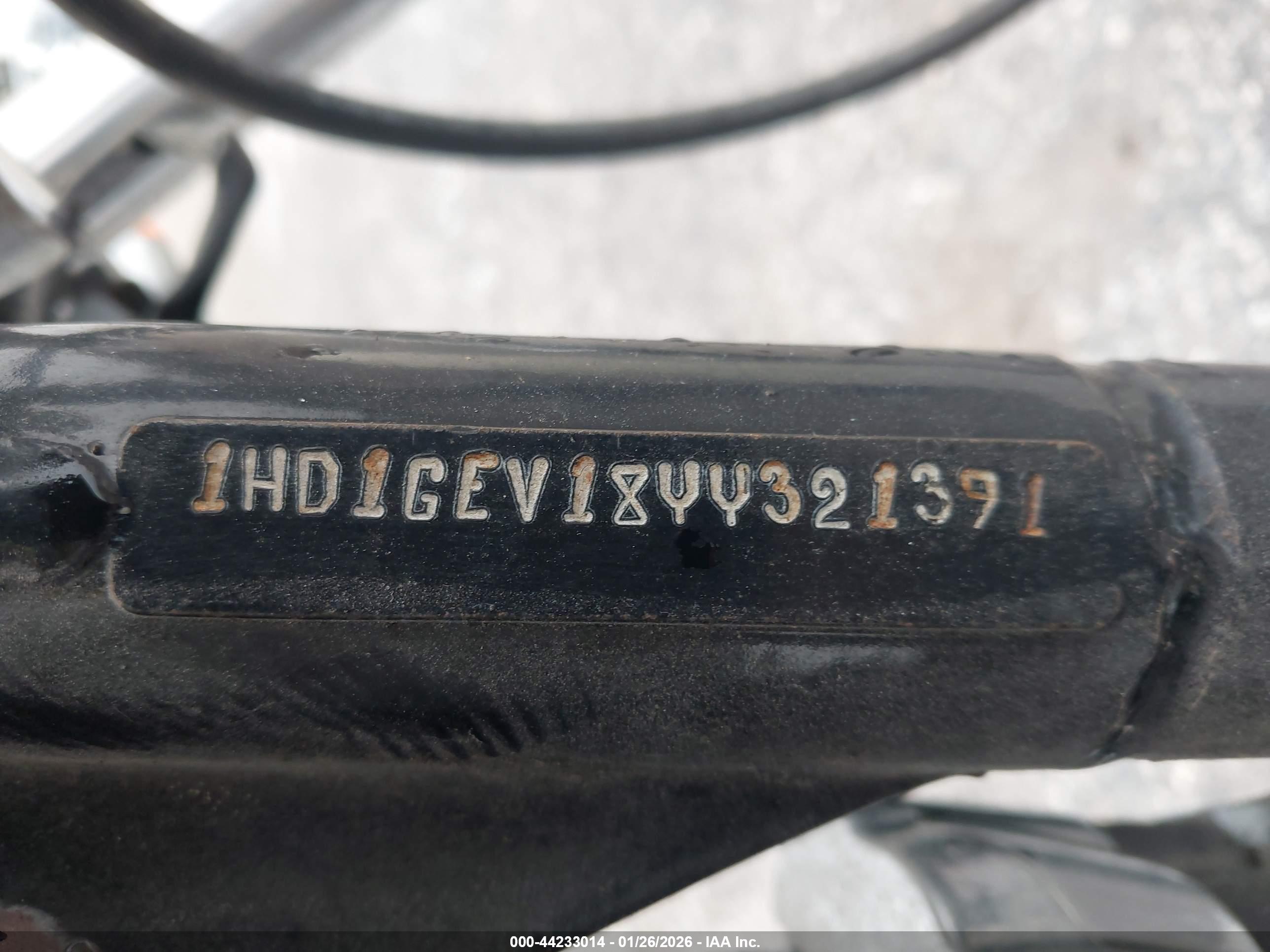 HARLEY-DAVIDSON FXDWG image 10