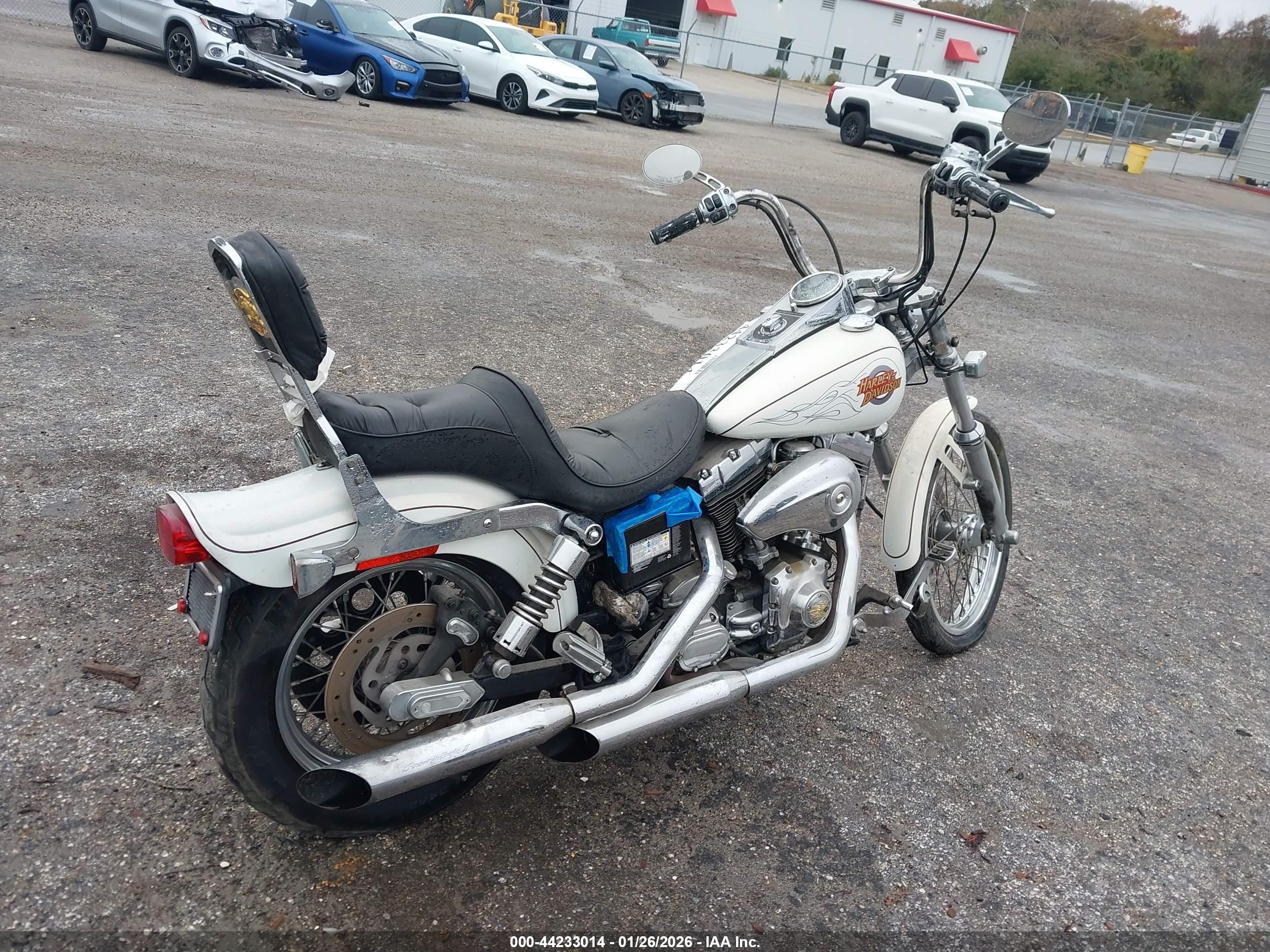 HARLEY-DAVIDSON FXDWG image 4