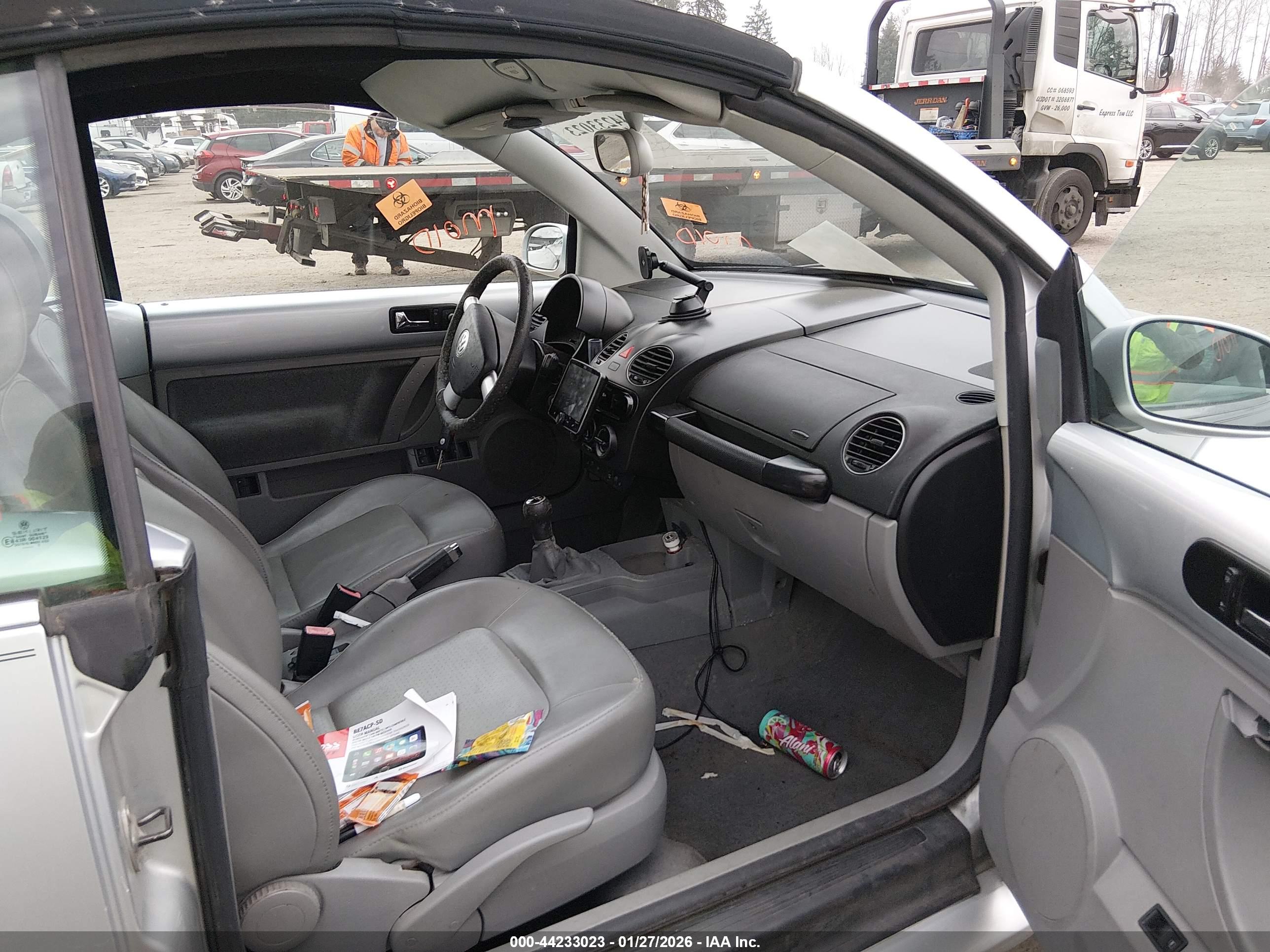 VOLKSWAGEN NEW image 5