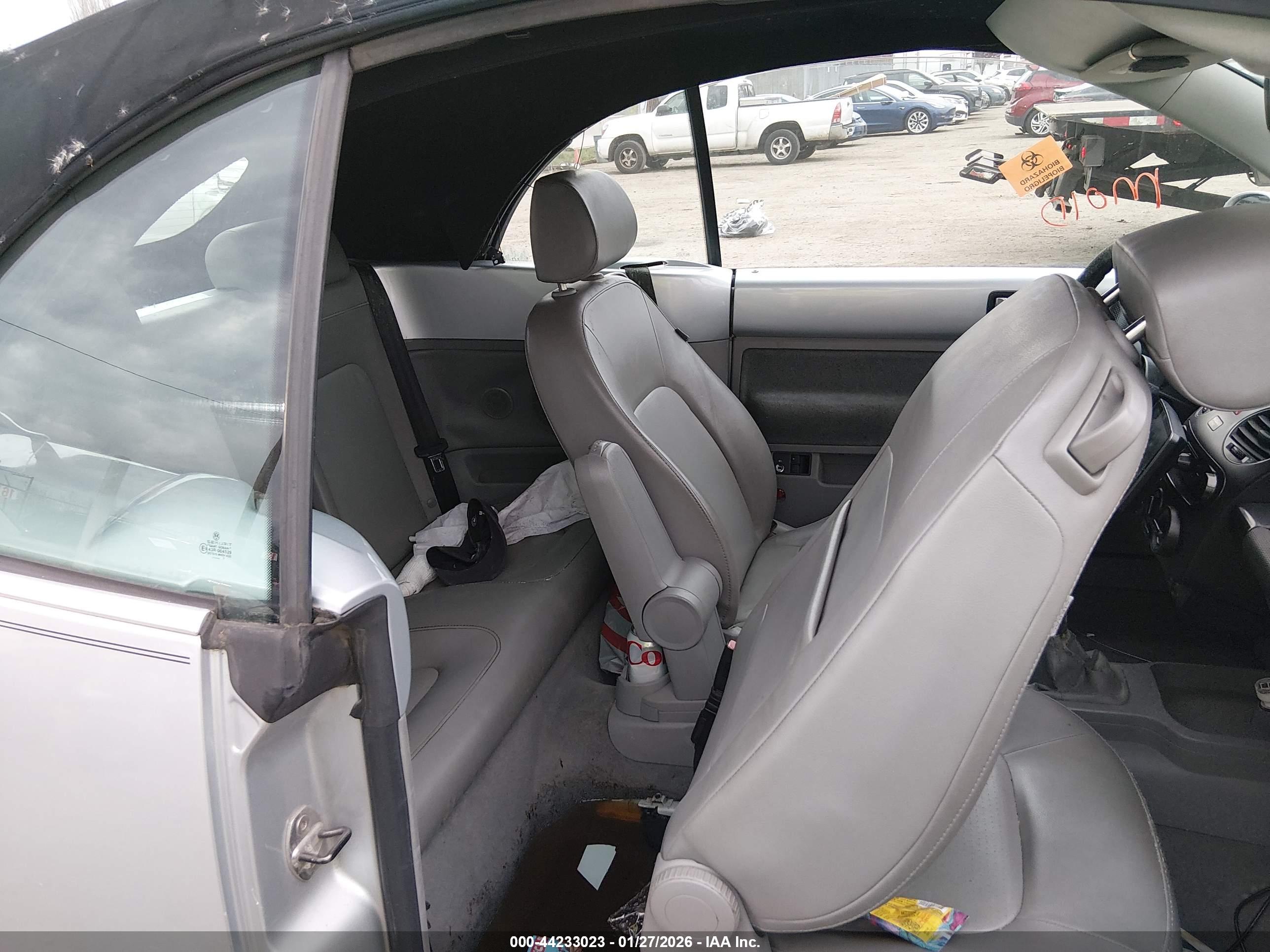VOLKSWAGEN NEW image 8