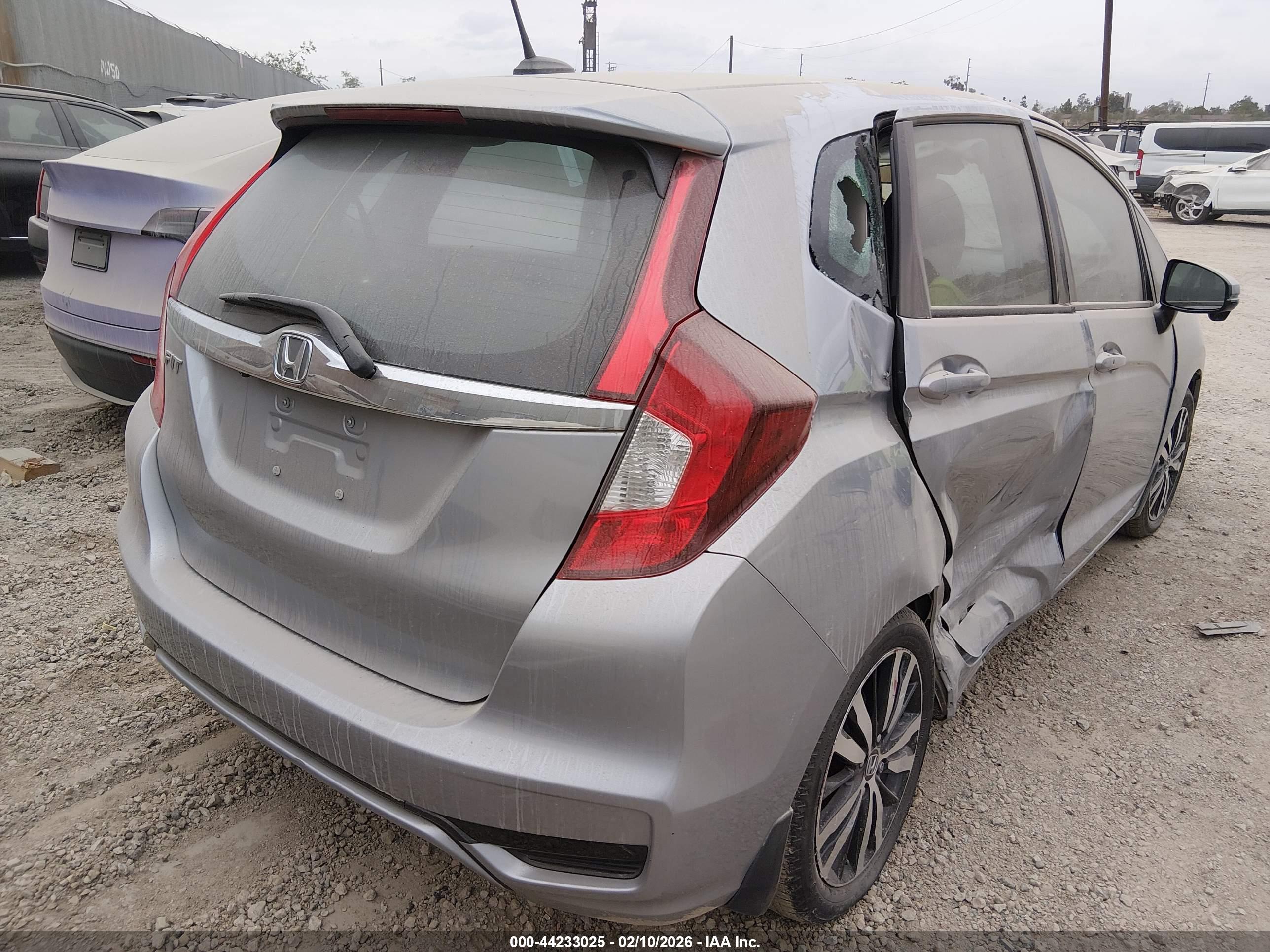 HONDA FIT image 4
