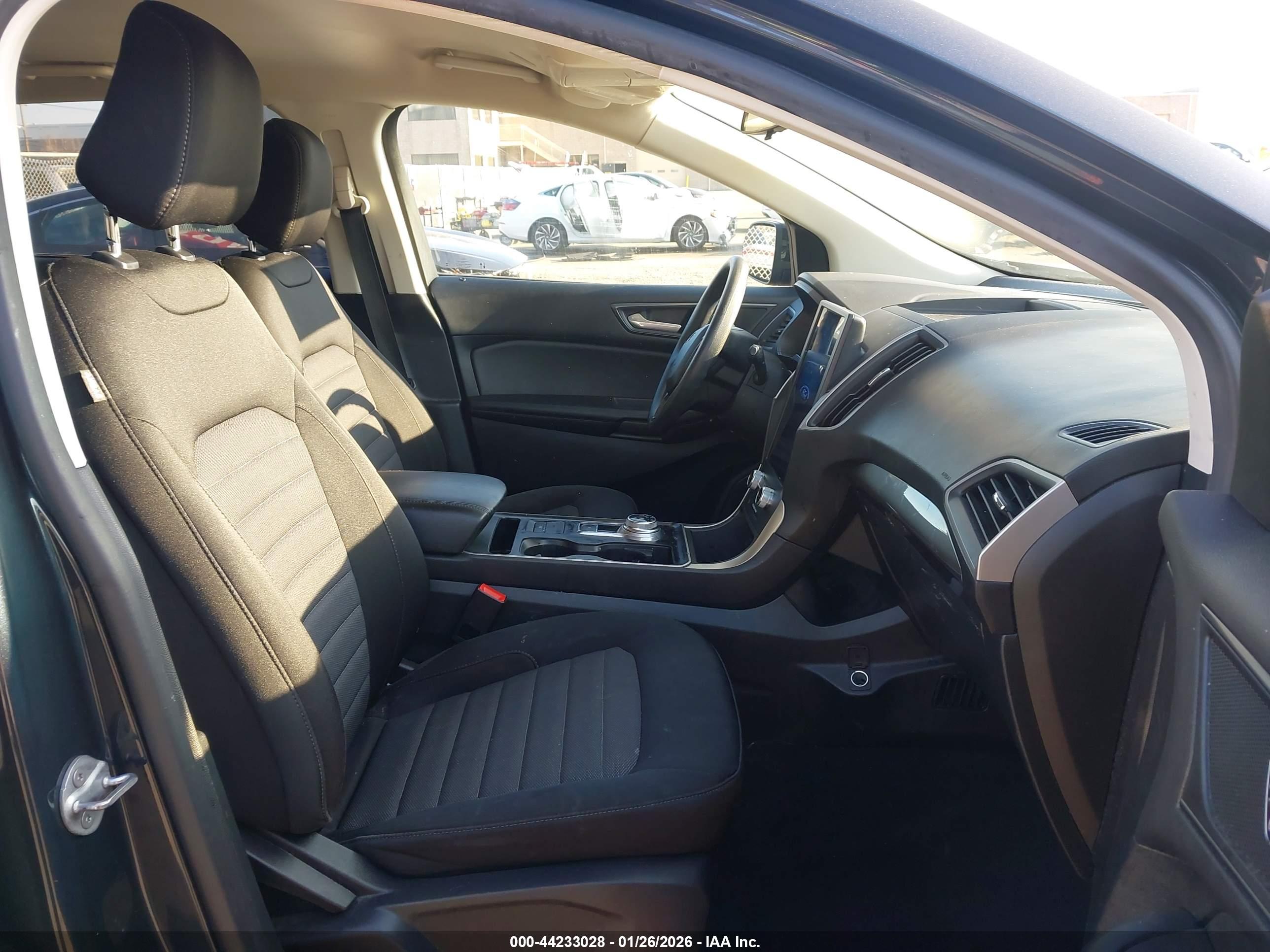 FORD EDGE image 5
