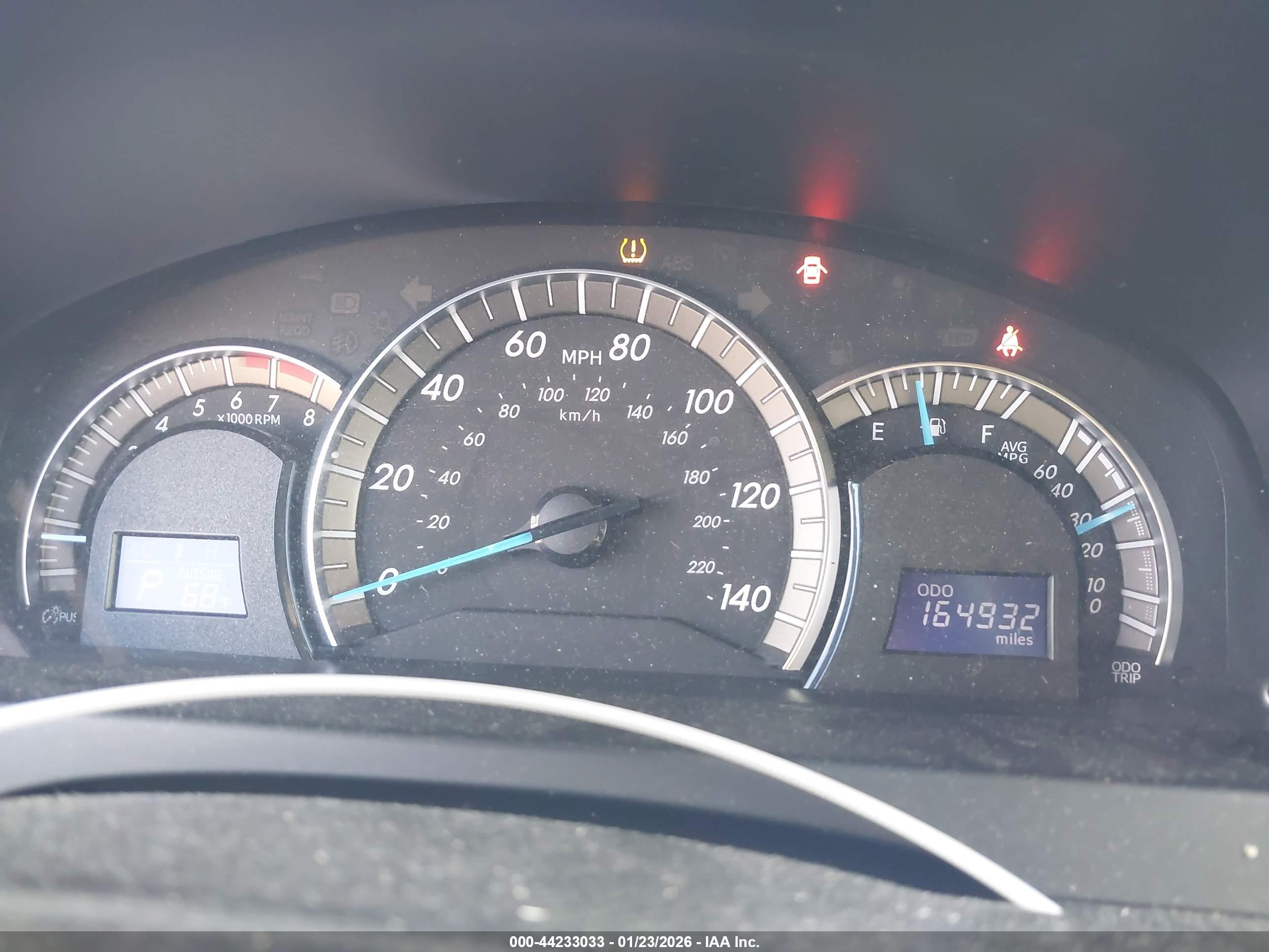 TOYOTA CAMRY image 7