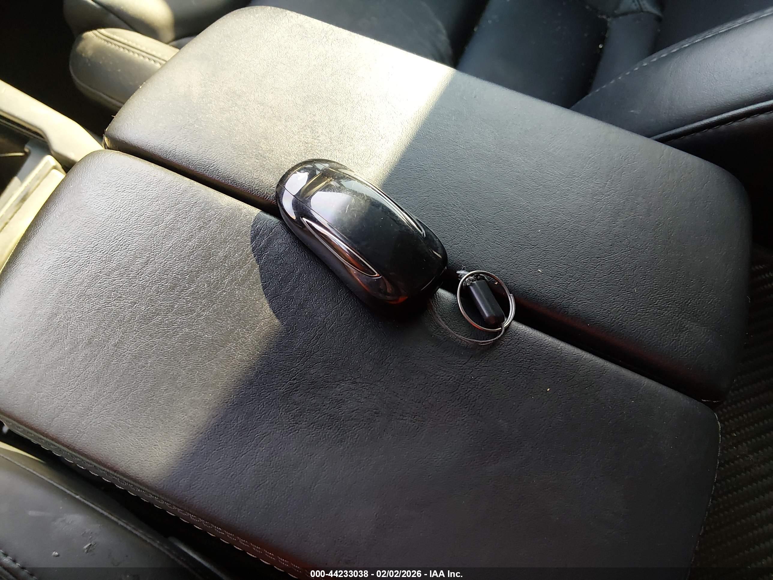 TESLA MODEL image 11