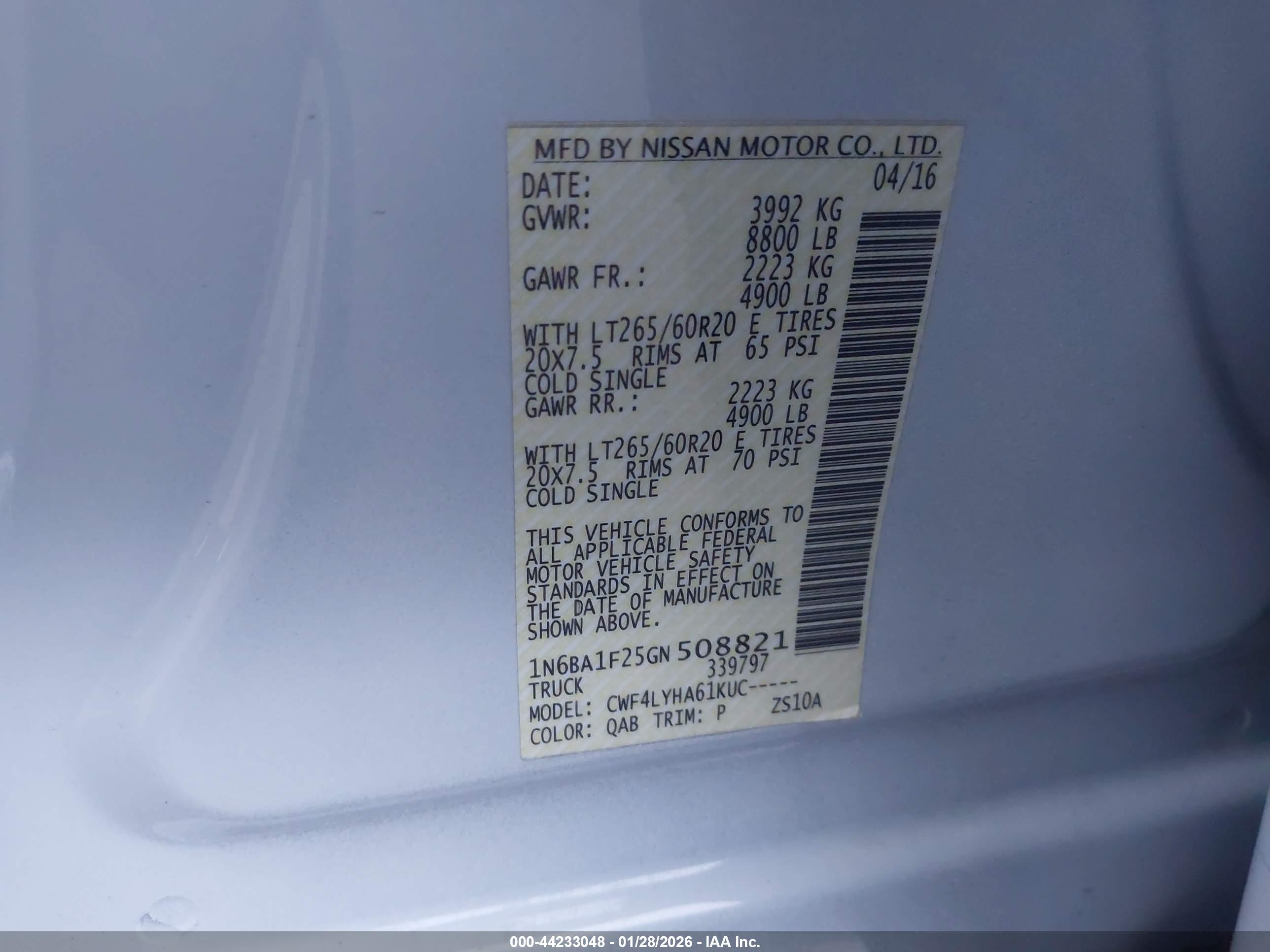NISSAN TITAN image 9