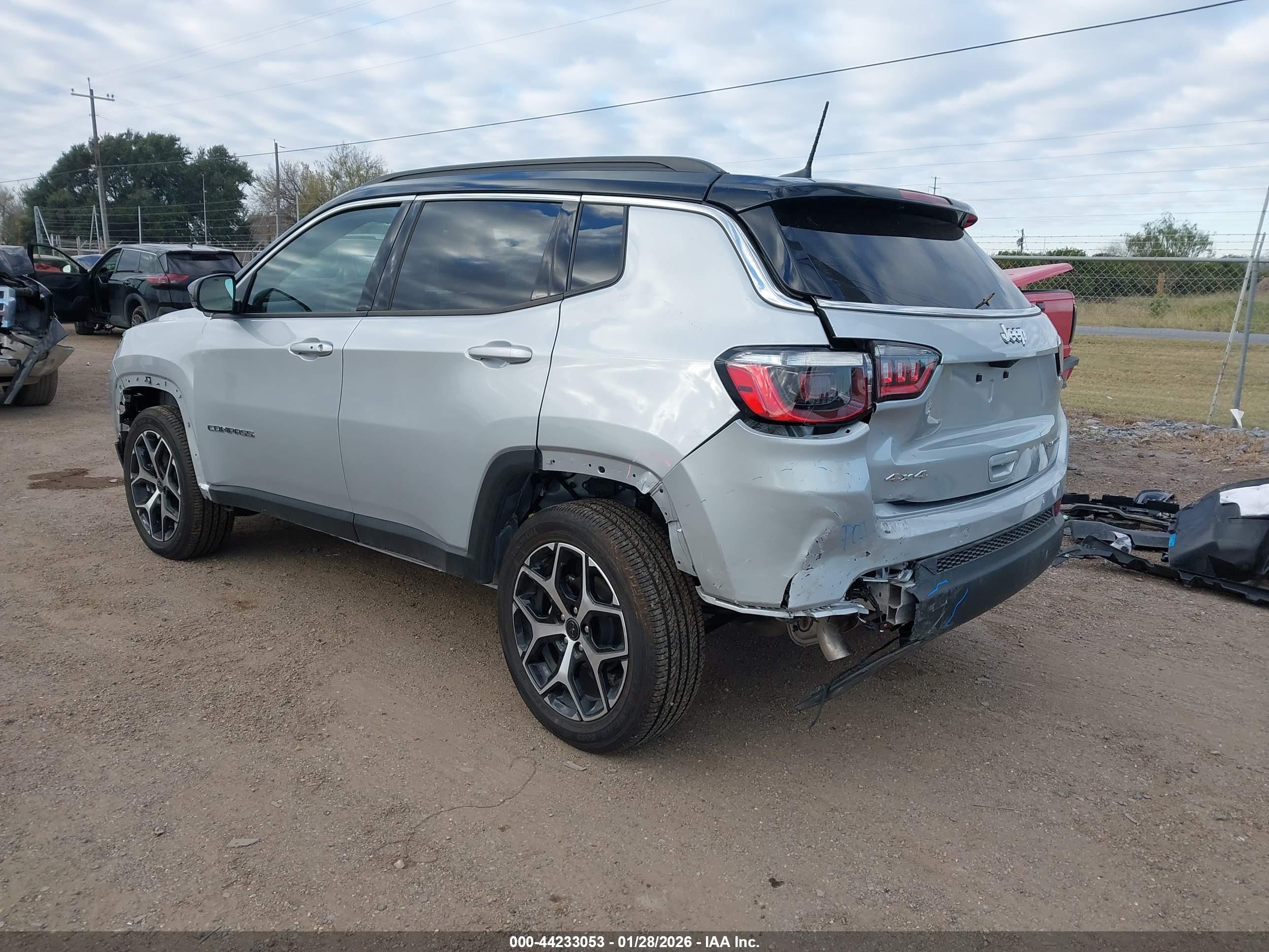 JEEP COMPASS image 3