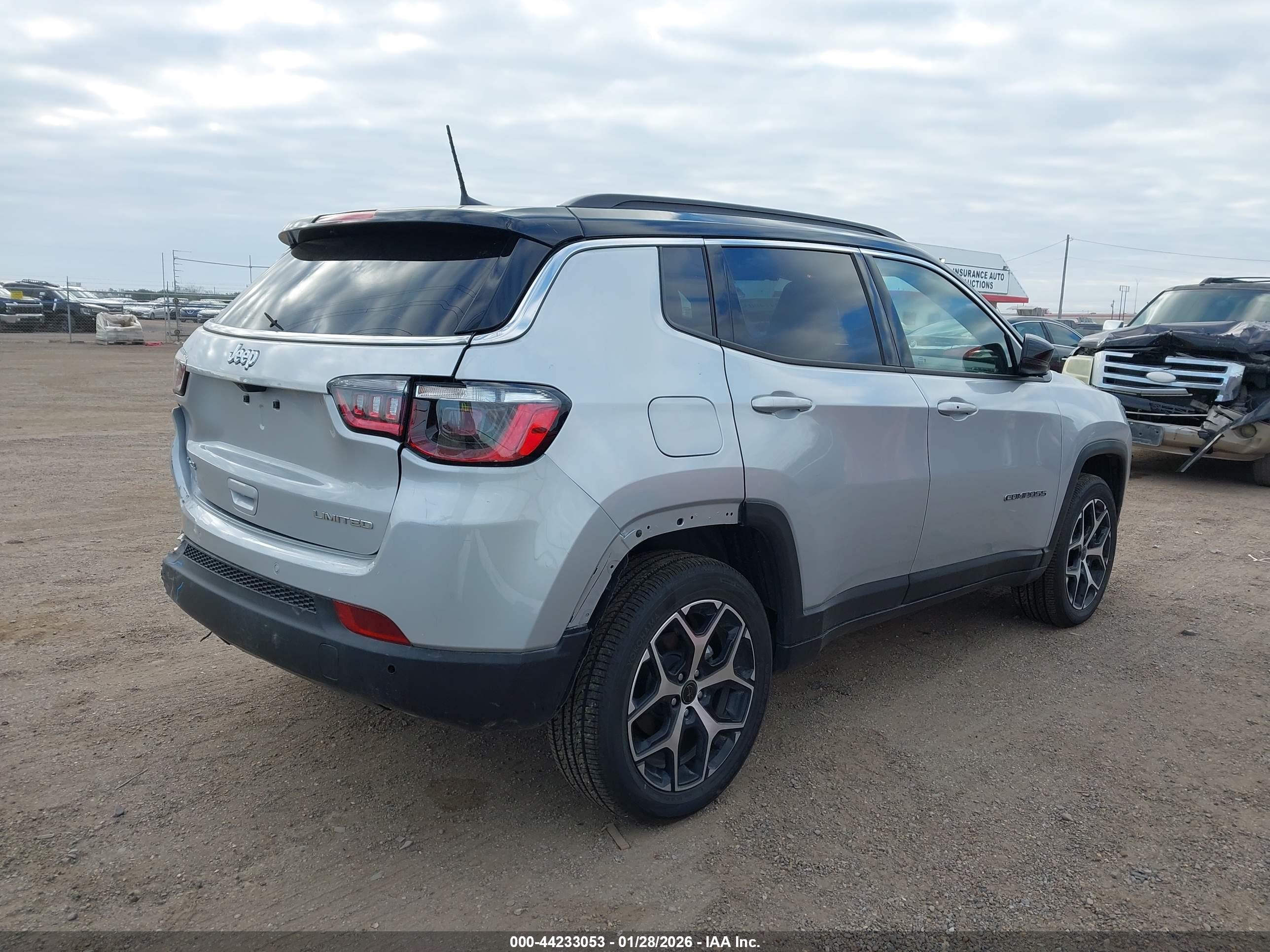 JEEP COMPASS image 4