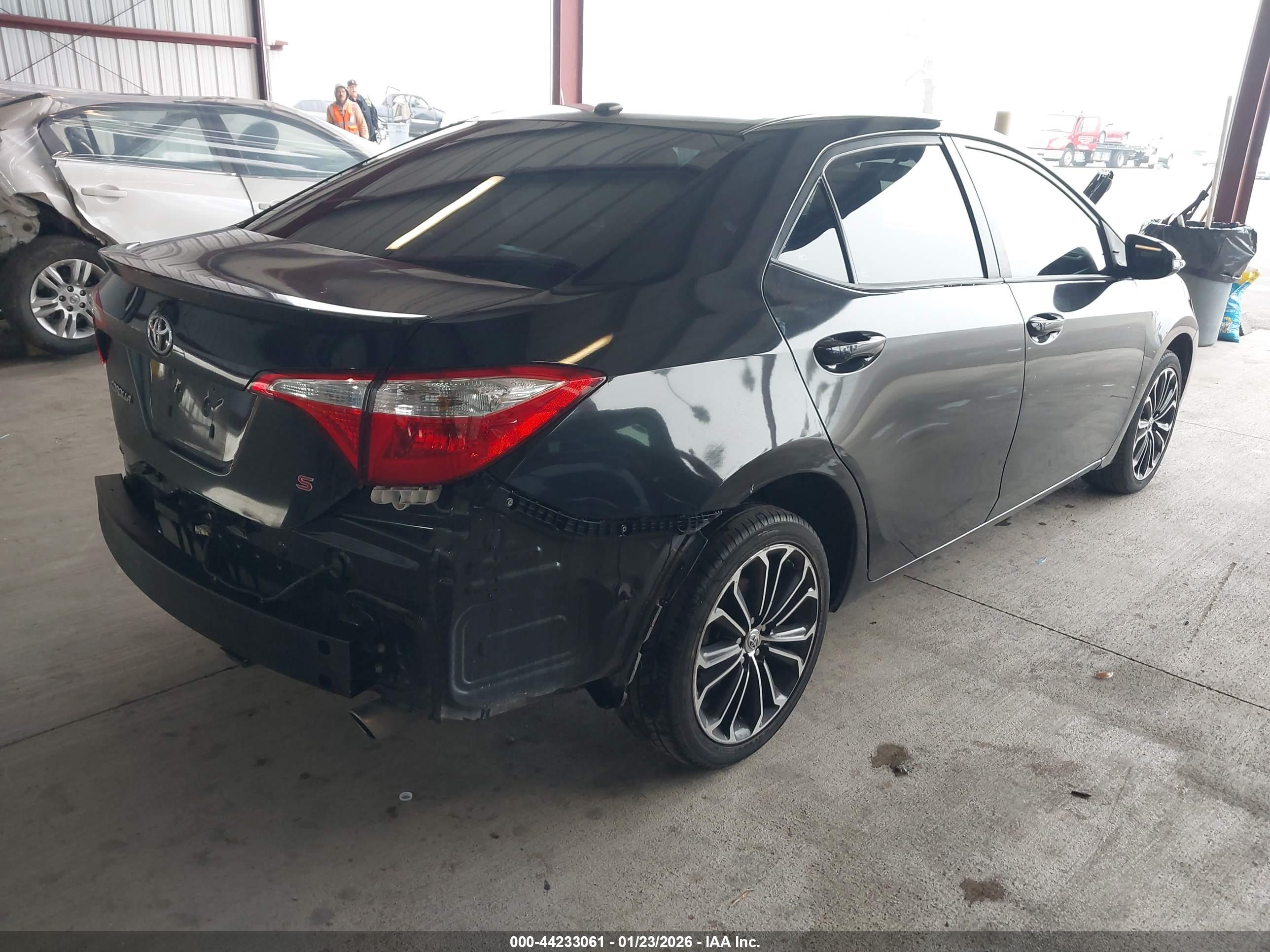 TOYOTA COROLLA image 4