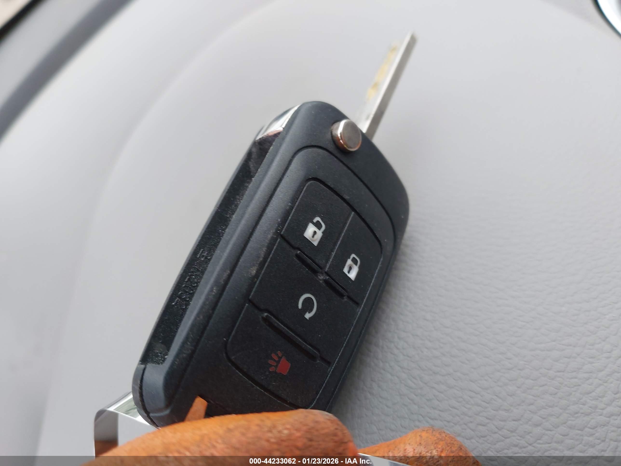 CHEVROLET TRAX image 11