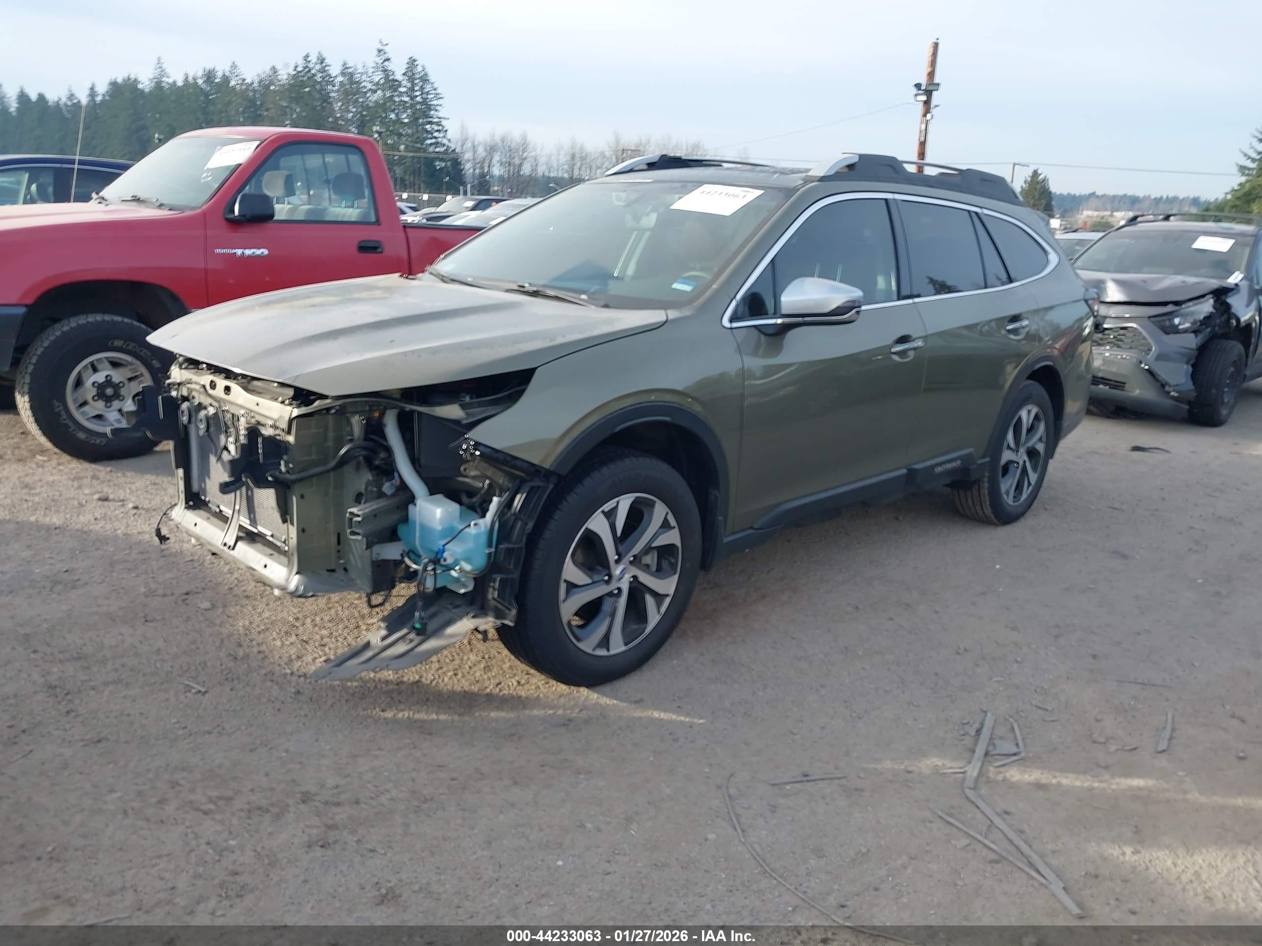 SUBARU OUTBACK image 2