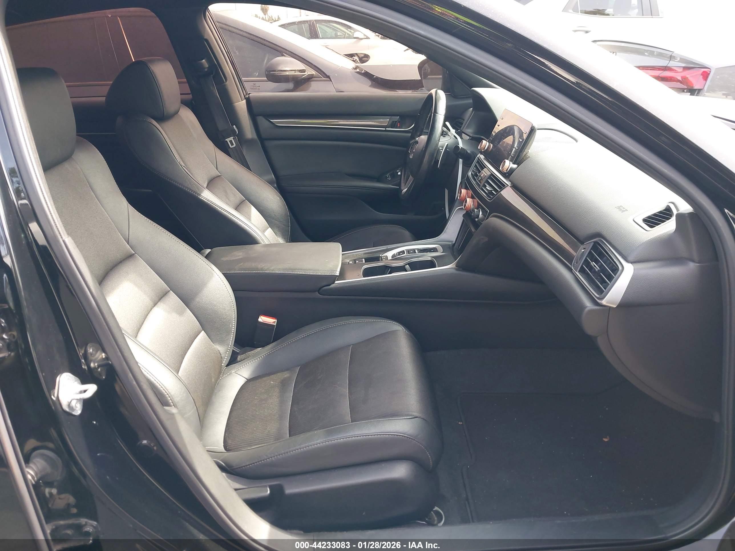 HONDA ACCORD image 5
