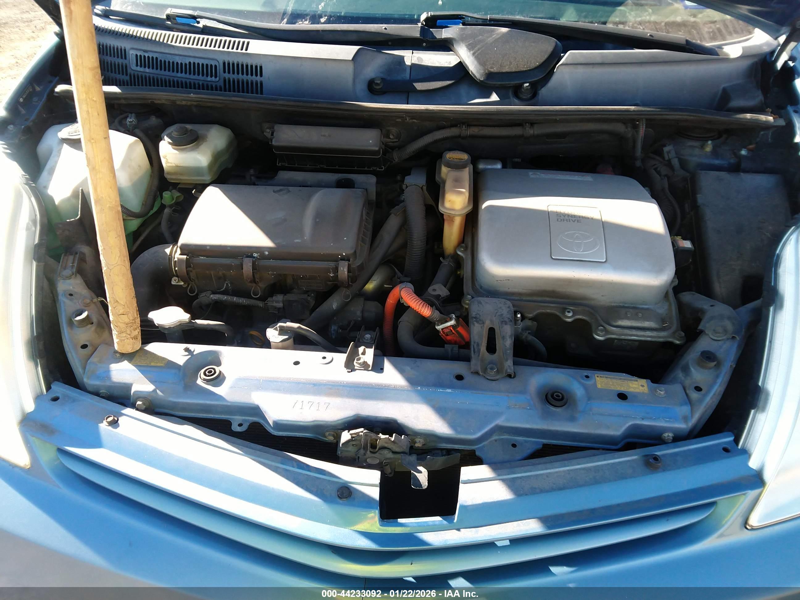 TOYOTA PRIUS image 10