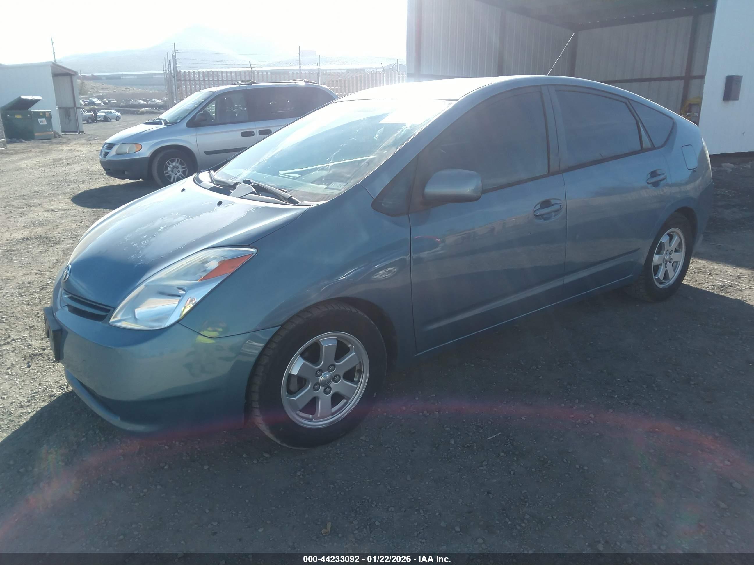 TOYOTA PRIUS image 2