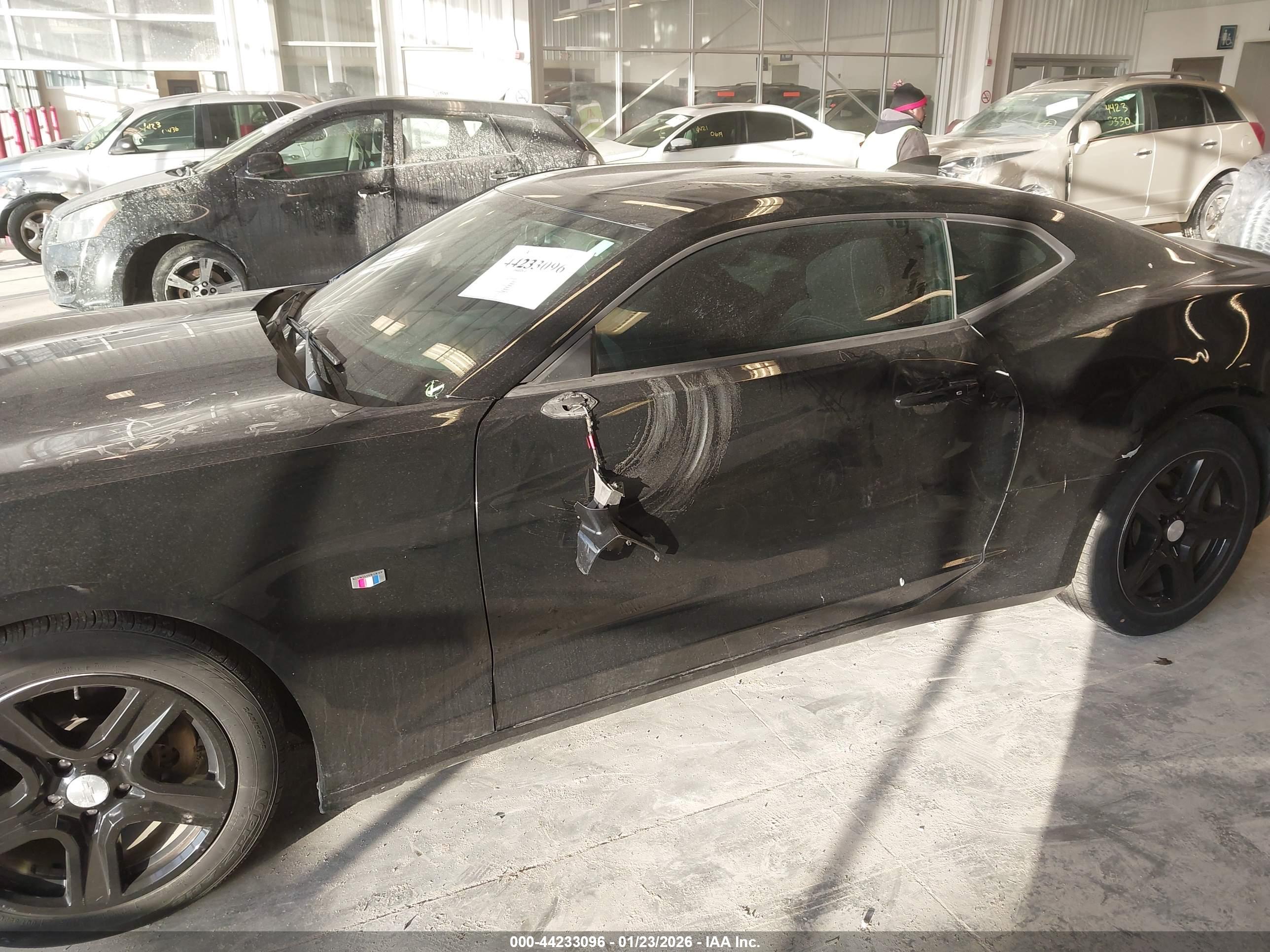 CHEVROLET CAMARO image 6