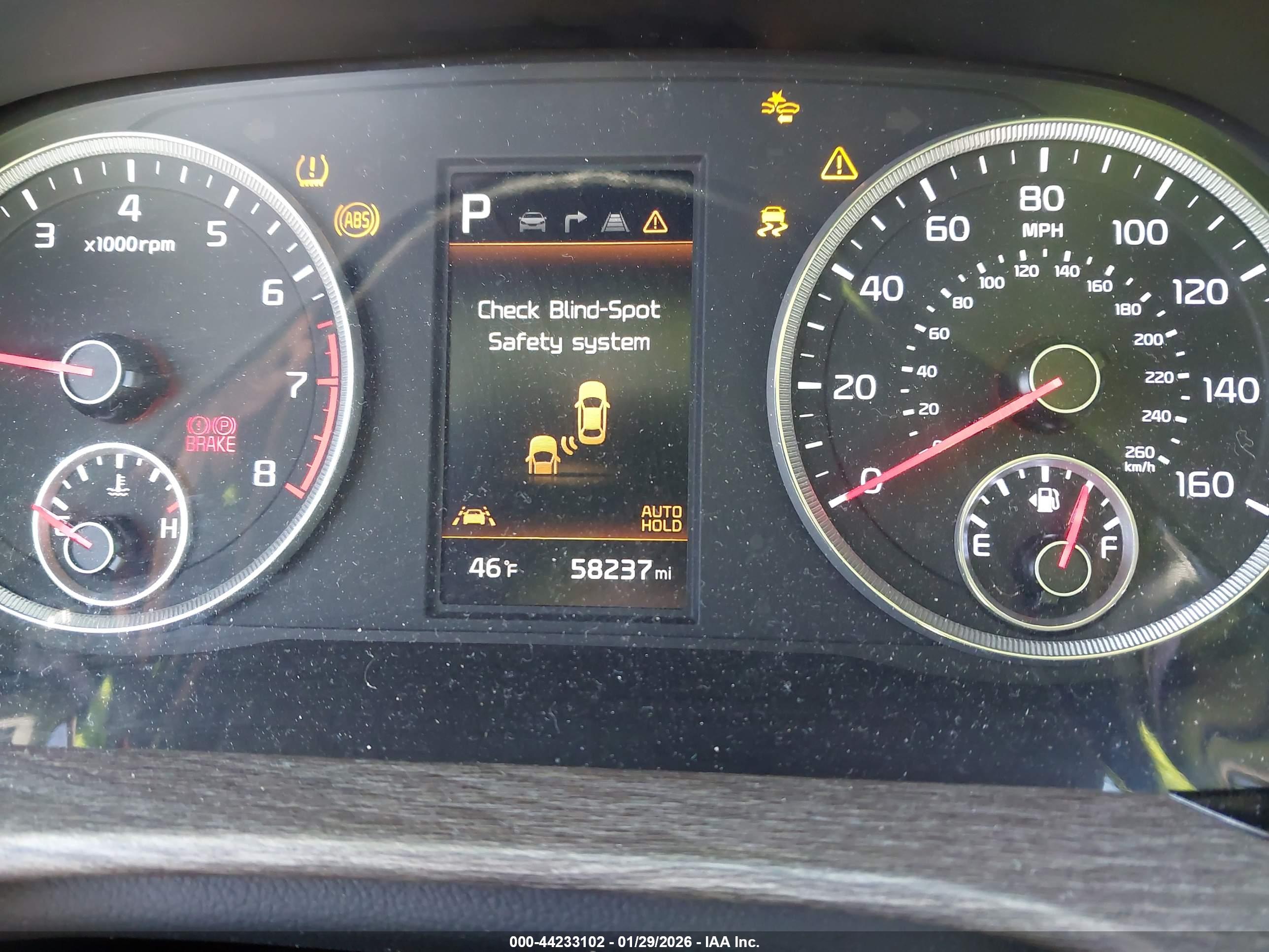 KIA K5 image 7