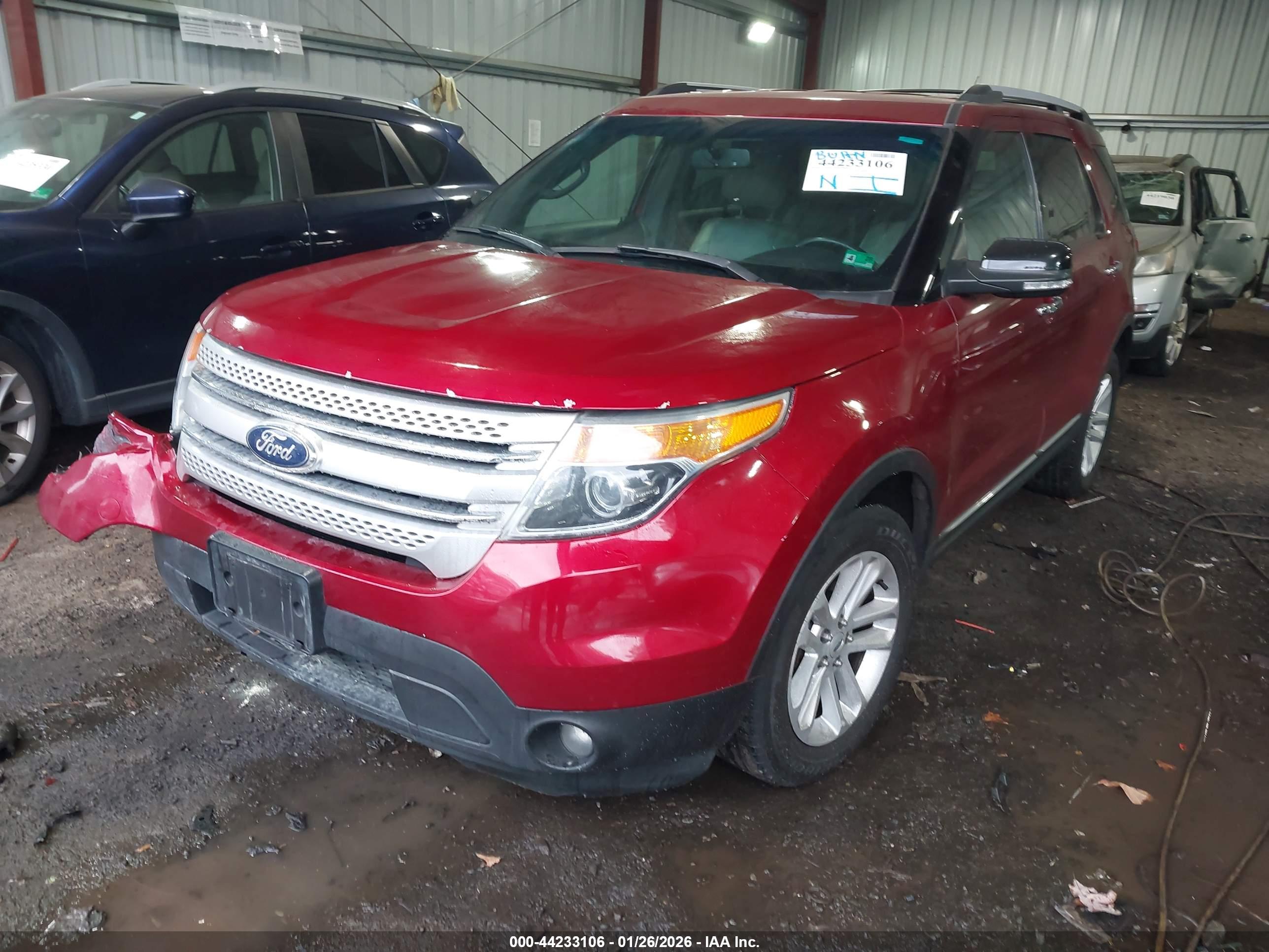 FORD EXPLORER image 2