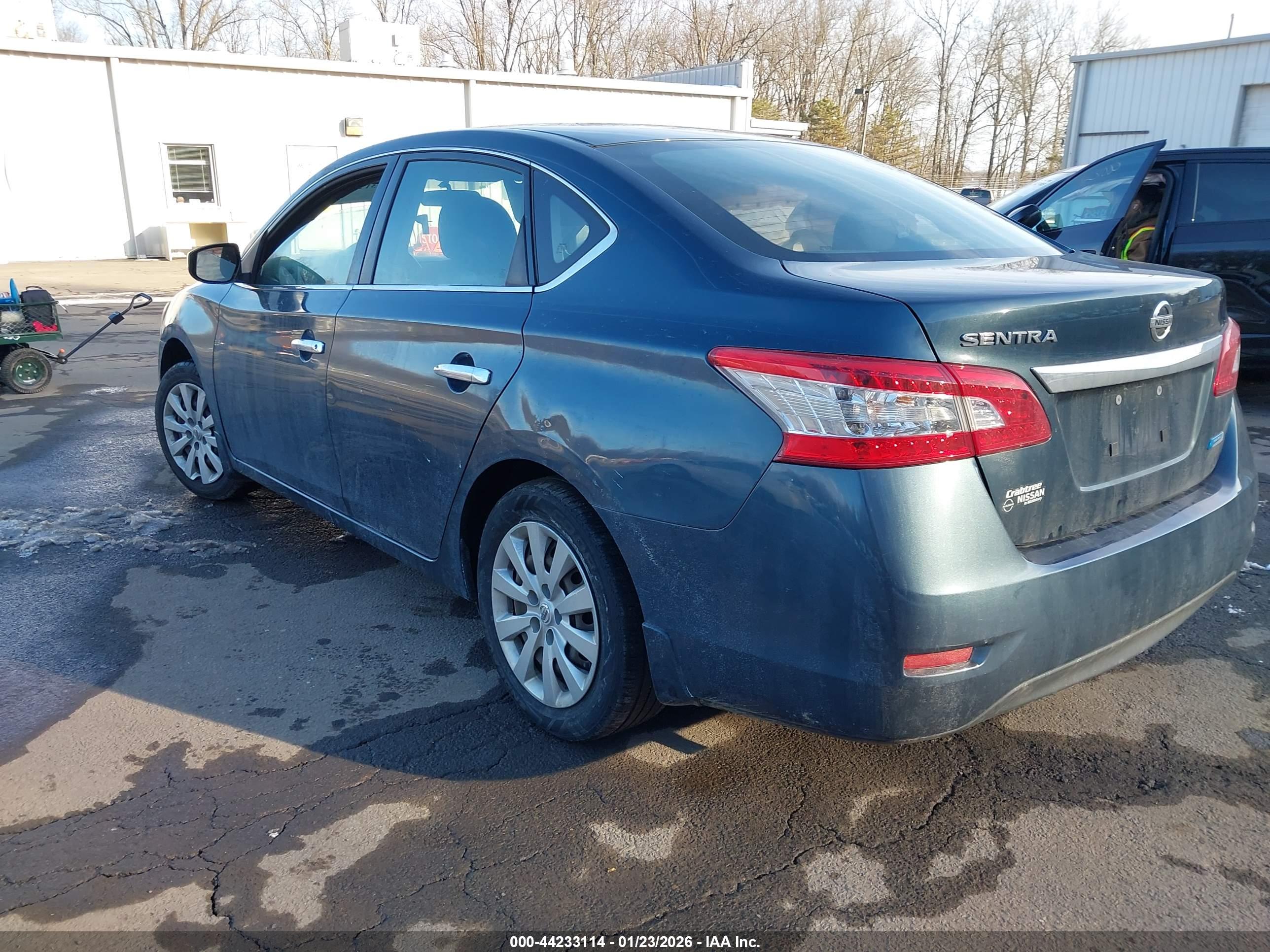 NISSAN SENTRA image 3