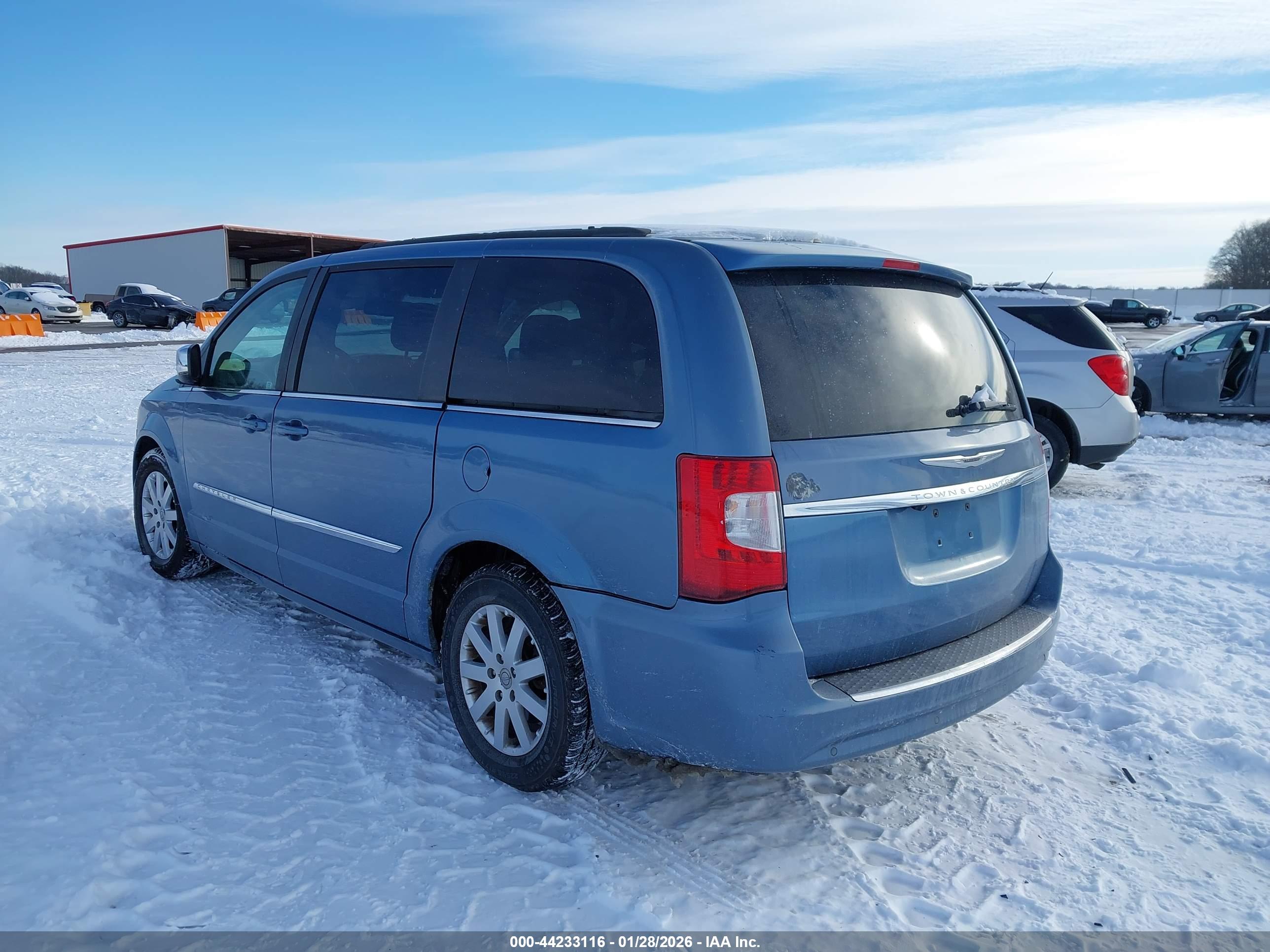 CHRYSLER TOWN image 3