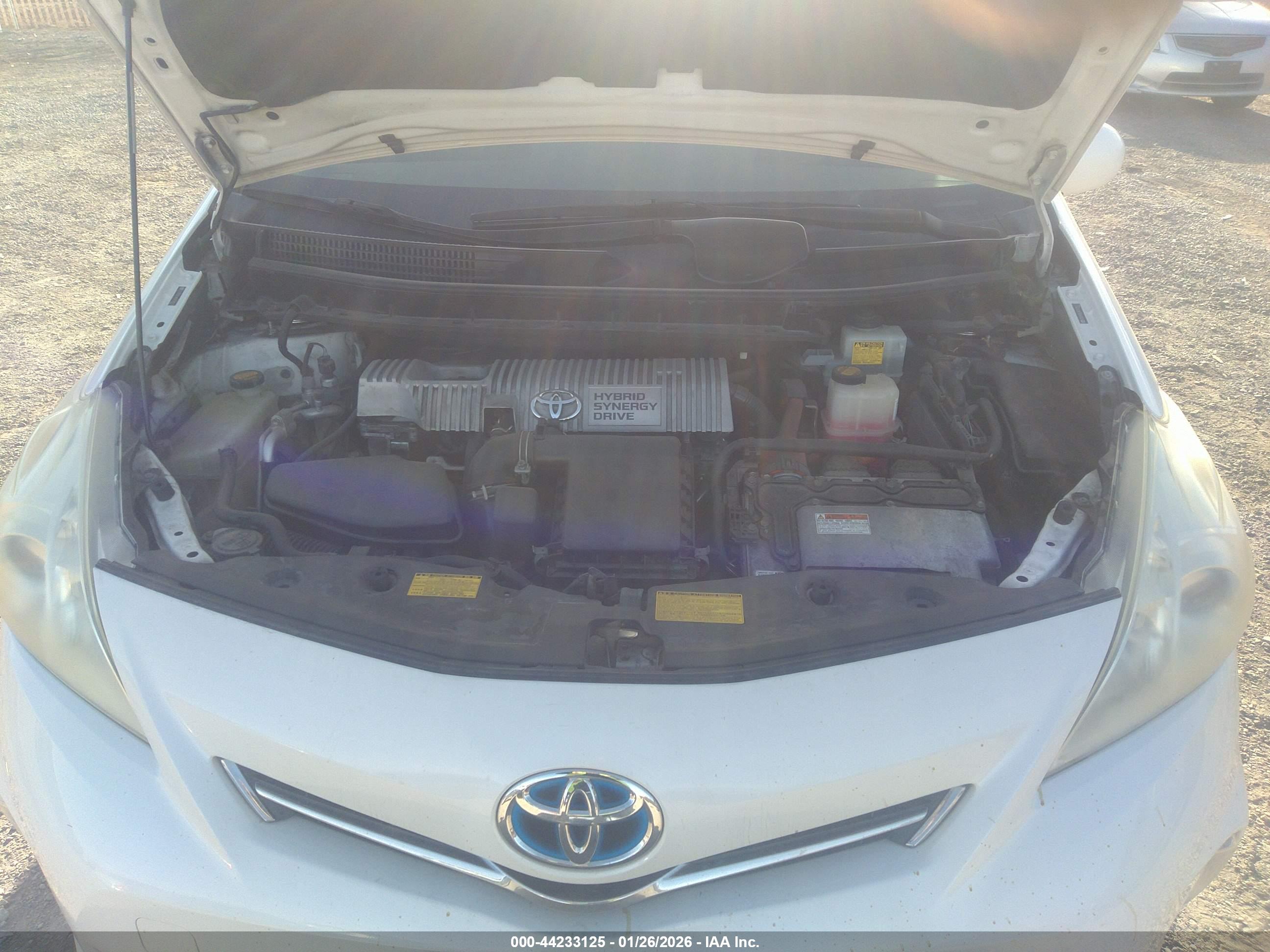 TOYOTA PRIUS image 10
