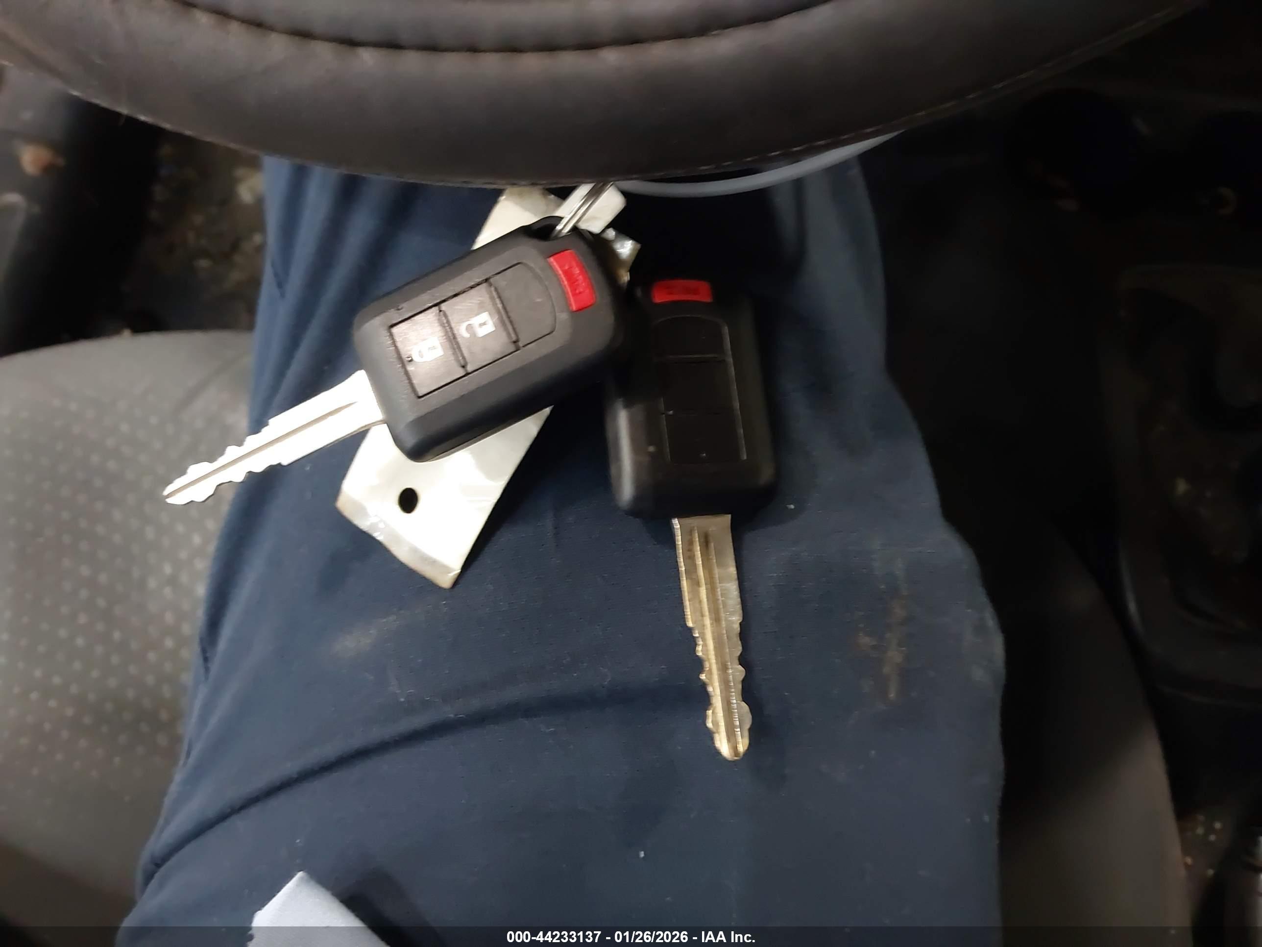 MITSUBISHI MIRAGE image 11