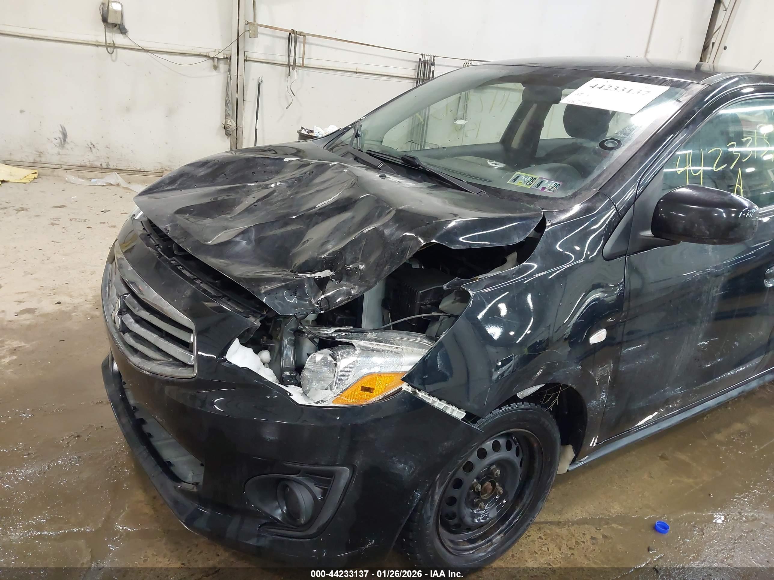 MITSUBISHI MIRAGE image 6