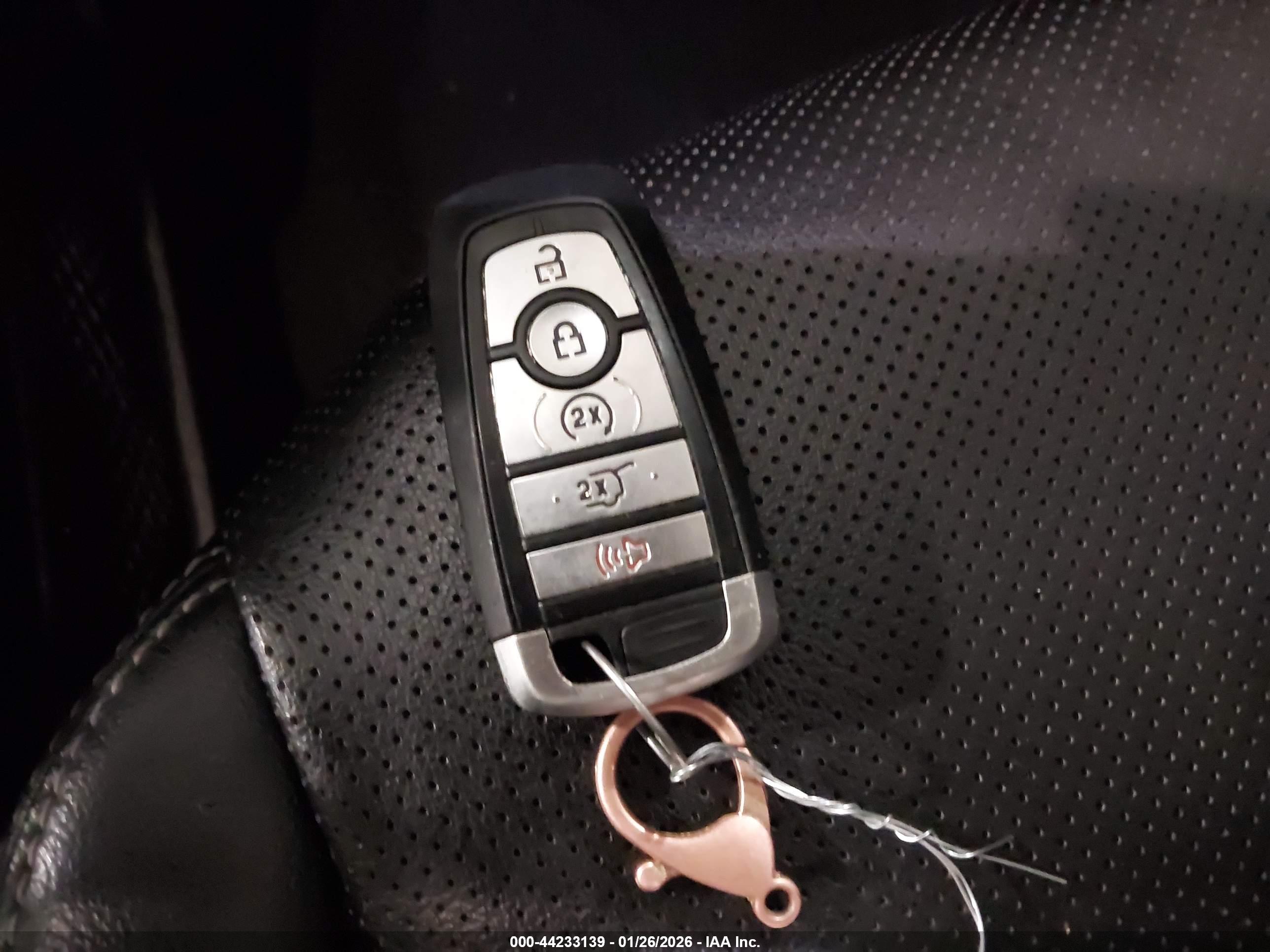 FORD ESCAPE image 11