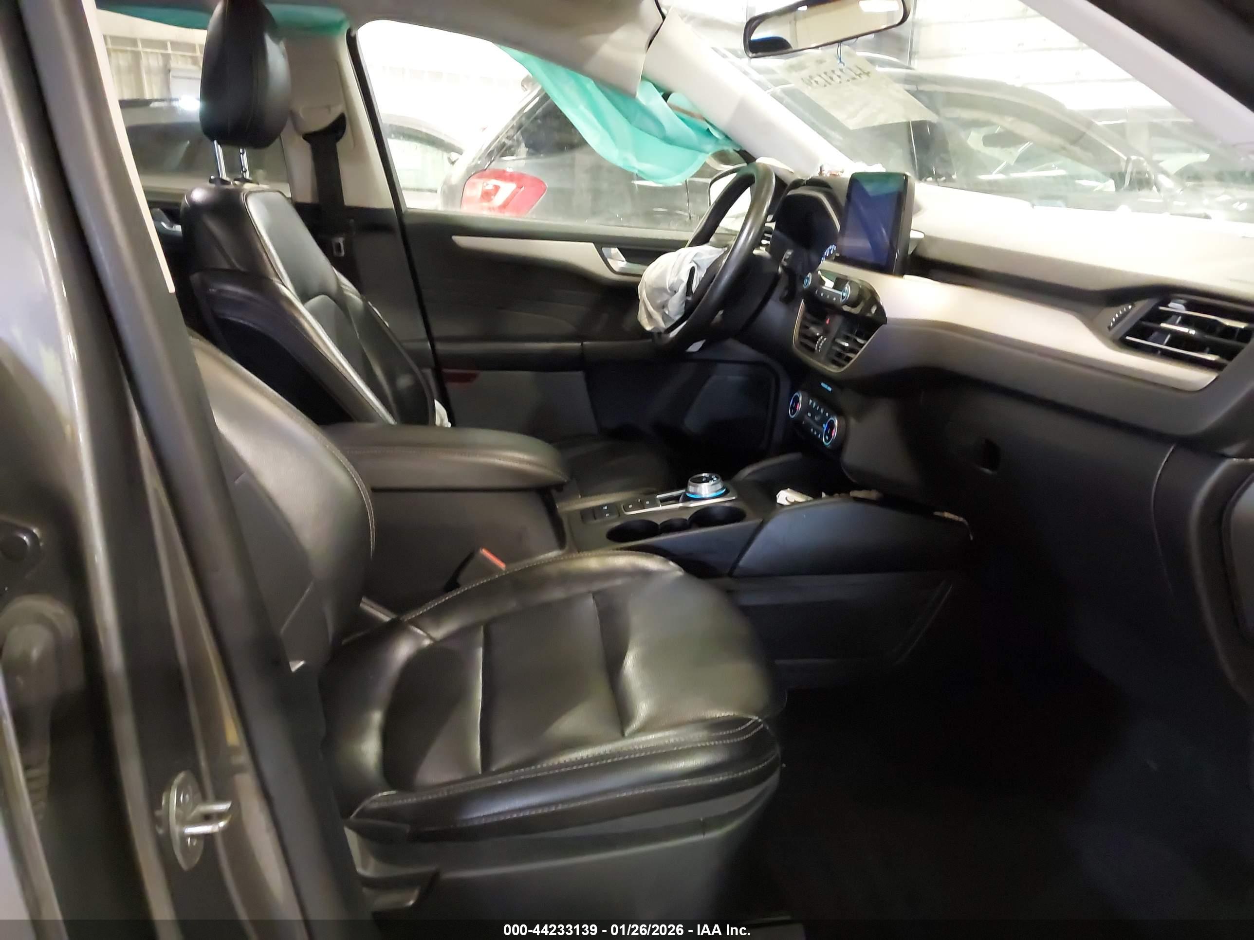 FORD ESCAPE image 5