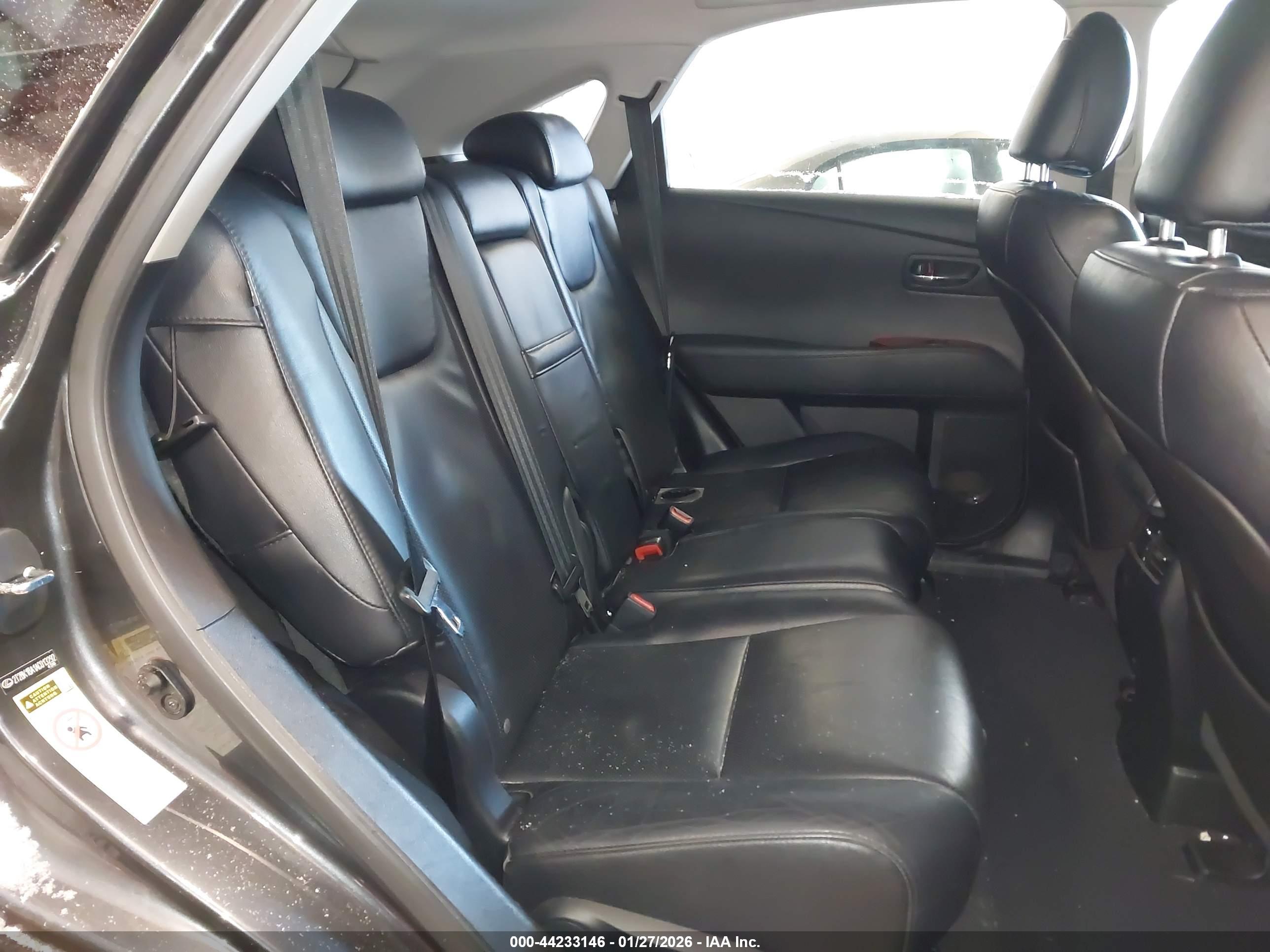 LEXUS RX image 8