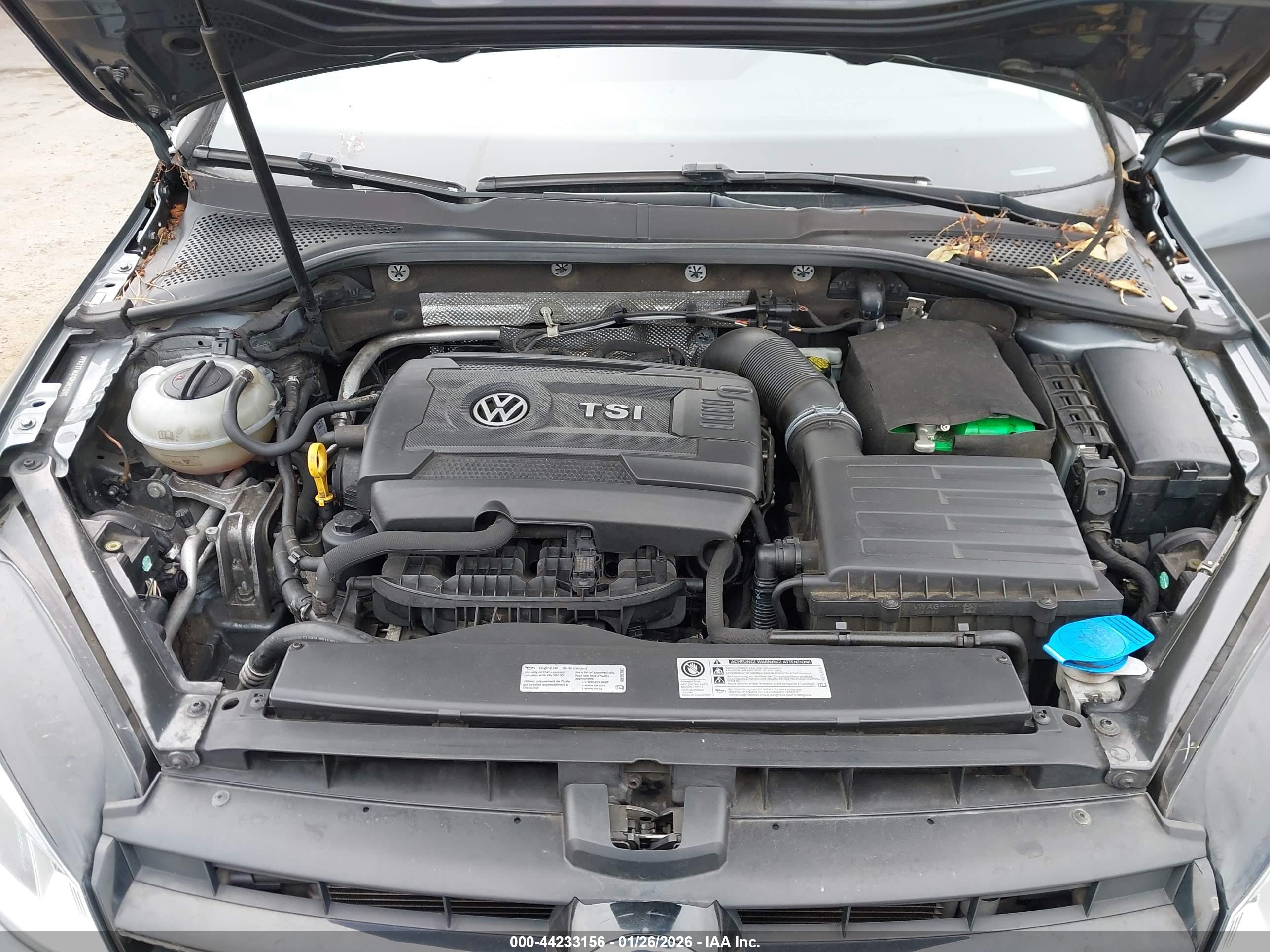 VOLKSWAGEN GOLF image 10