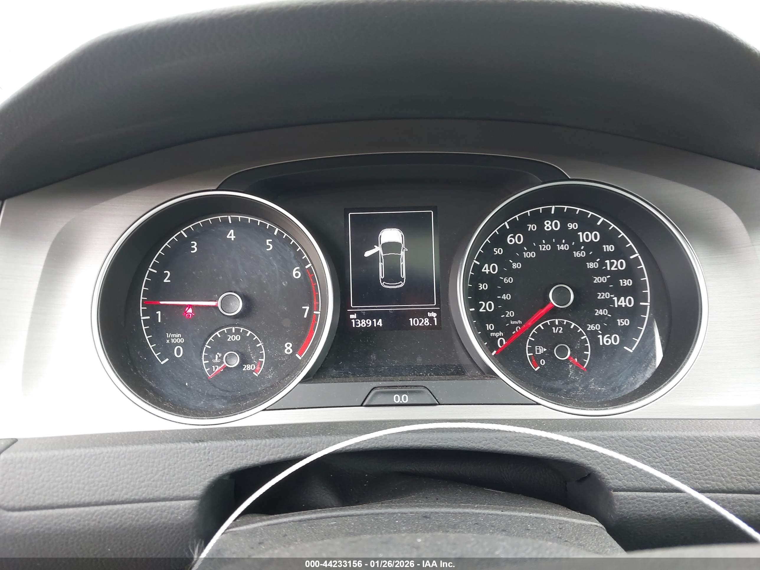 VOLKSWAGEN GOLF image 7