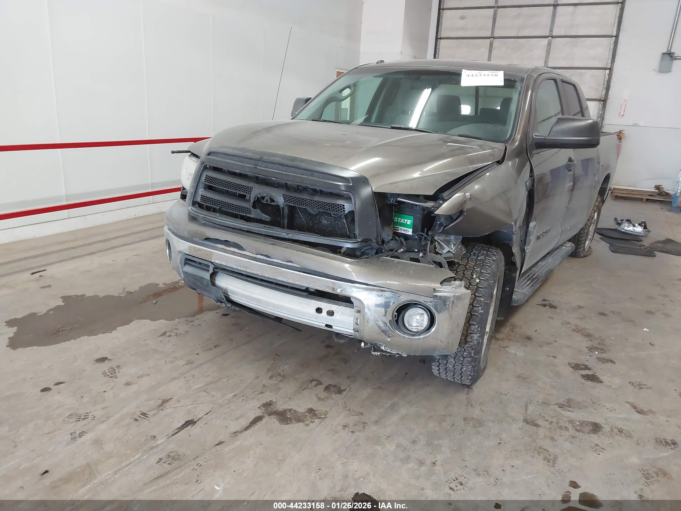 TOYOTA TUNDRA image 2