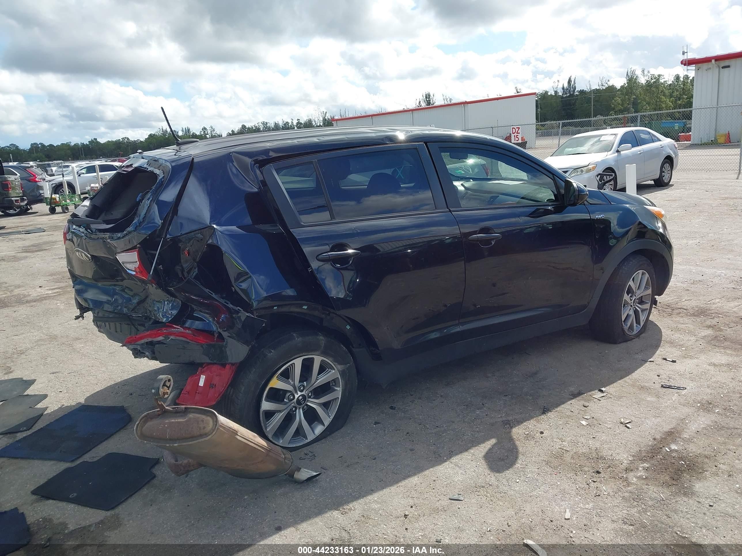 KIA SPORTAGE image 4