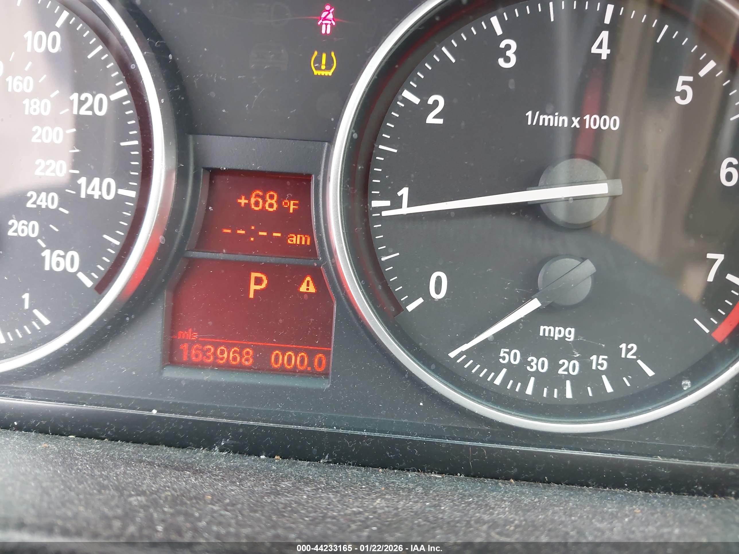 BMW 328I image 7
