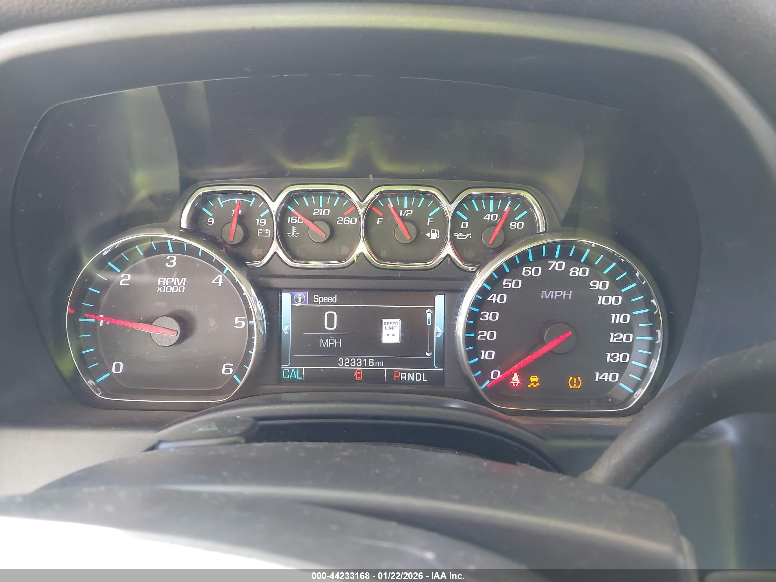 CHEVROLET SILVERADO image 7