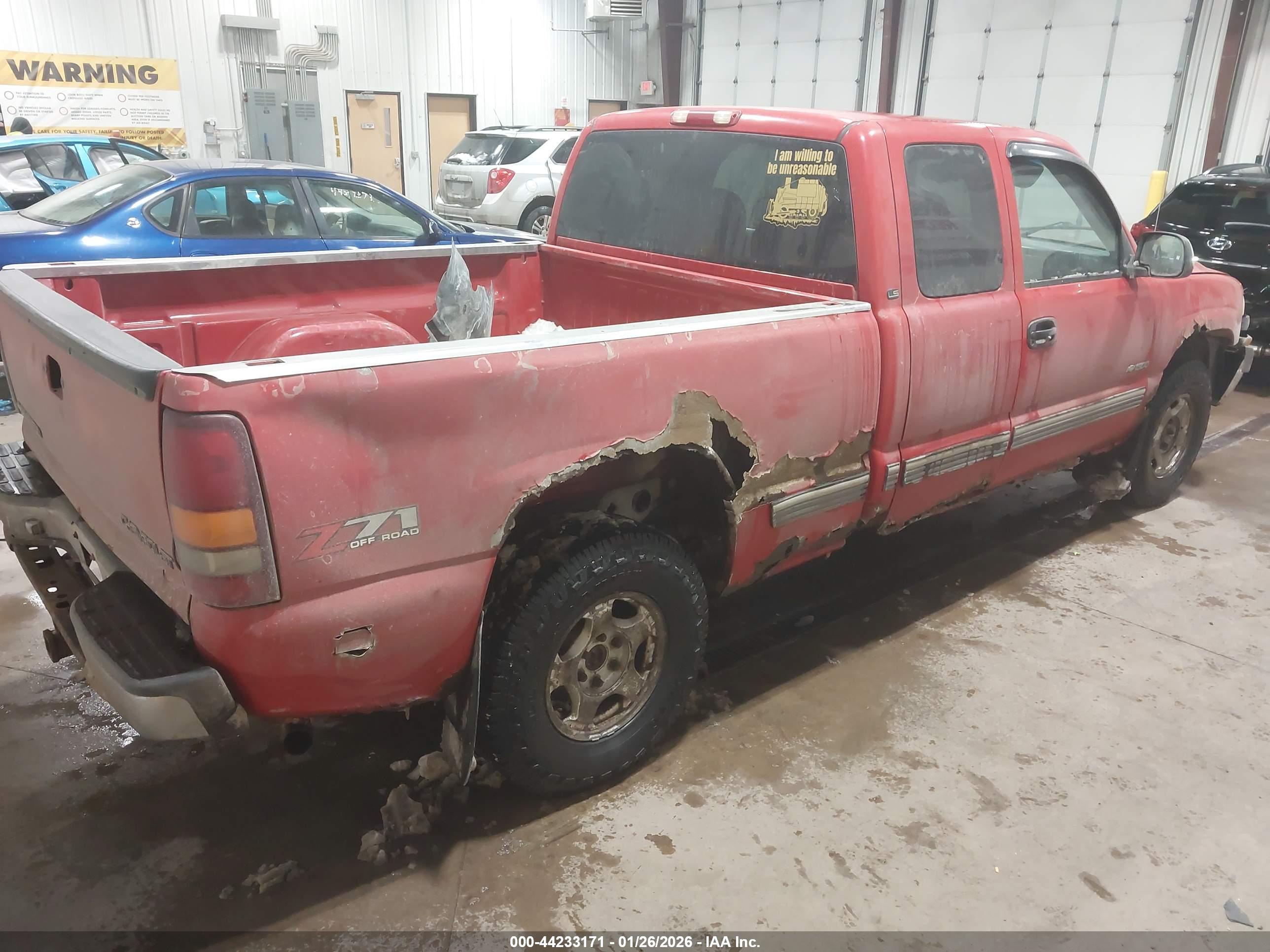 CHEVROLET SILVERADO image 4
