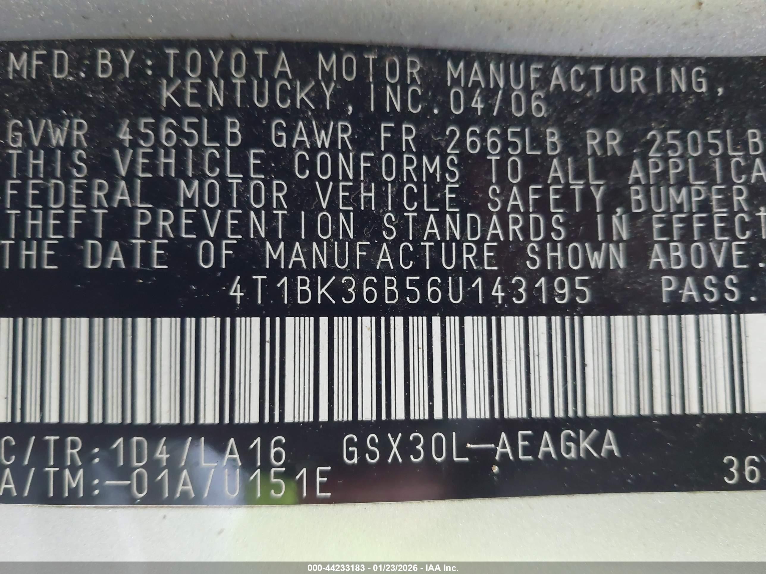 TOYOTA AVALON image 9