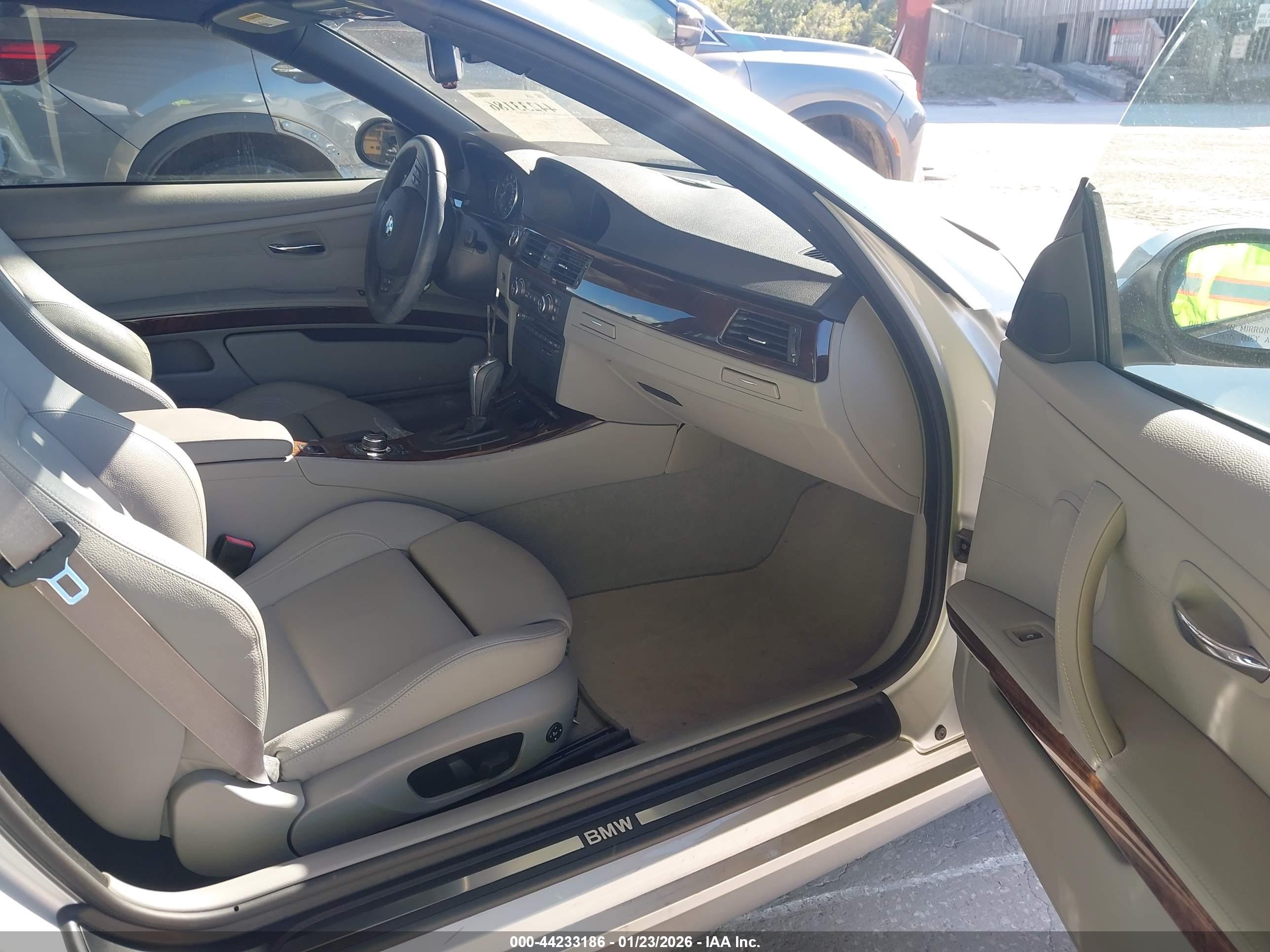 BMW 335I image 5