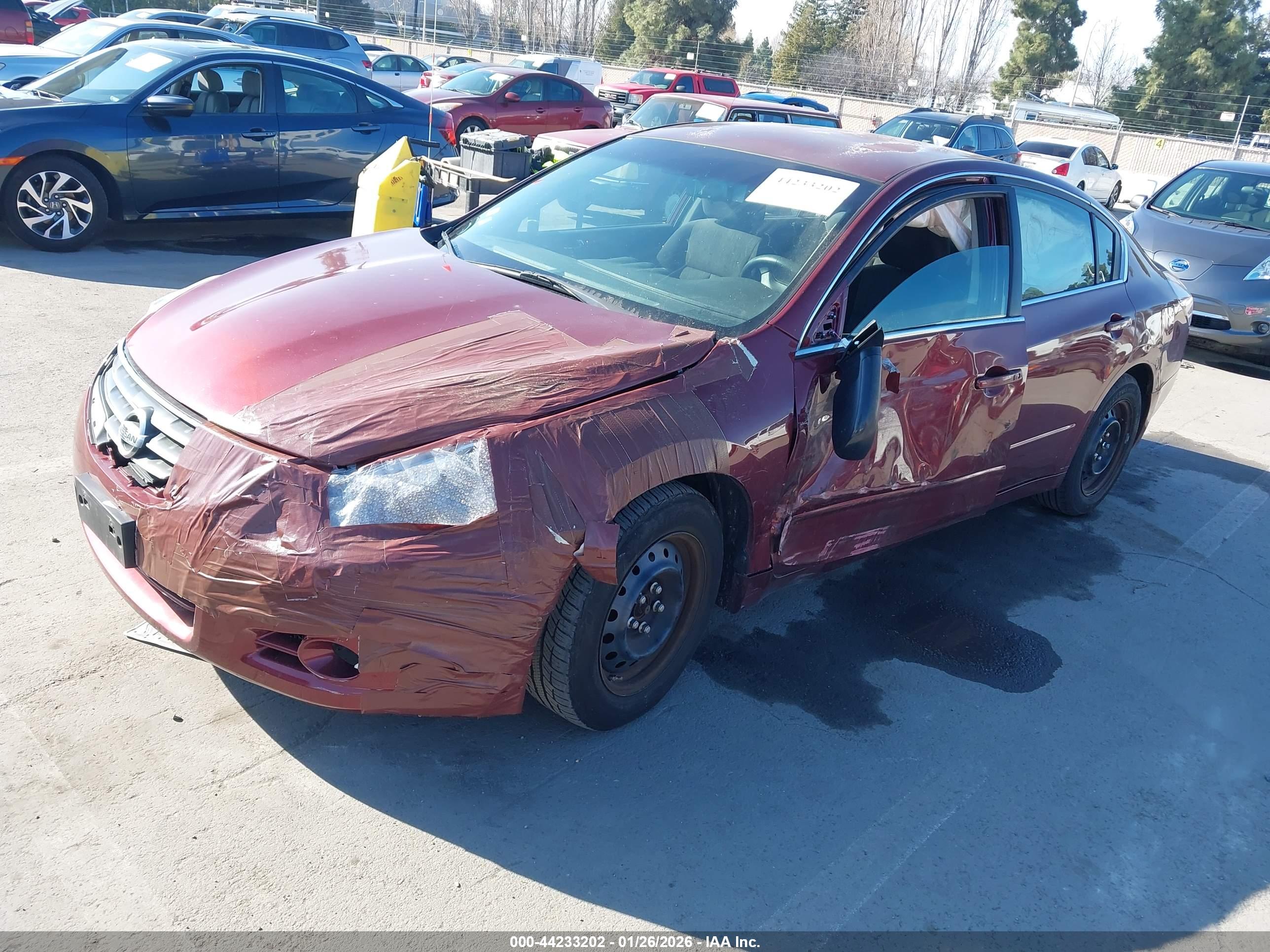 NISSAN ALTIMA image 2