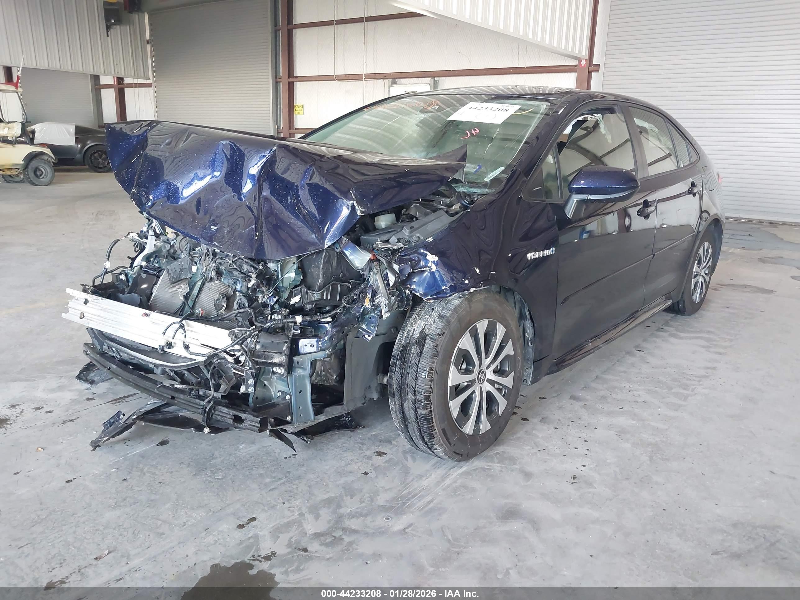 TOYOTA COROLLA image 2