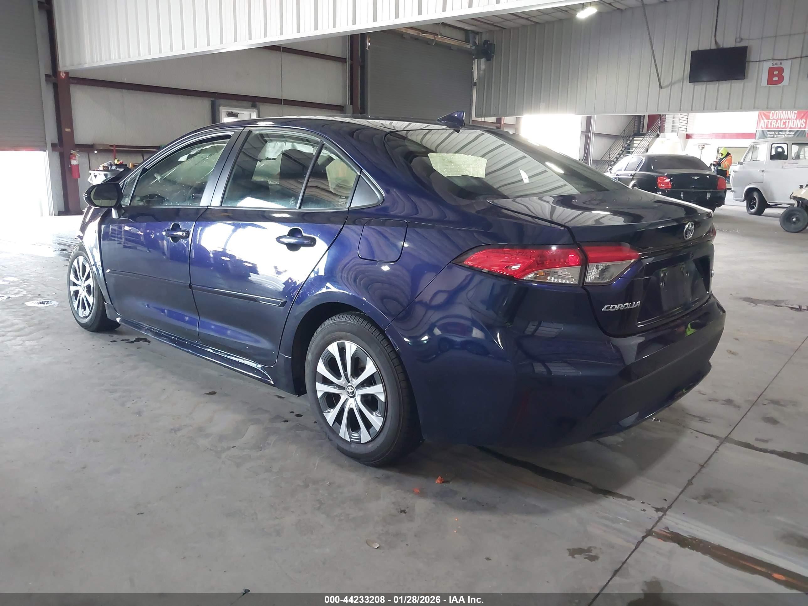 TOYOTA COROLLA image 3