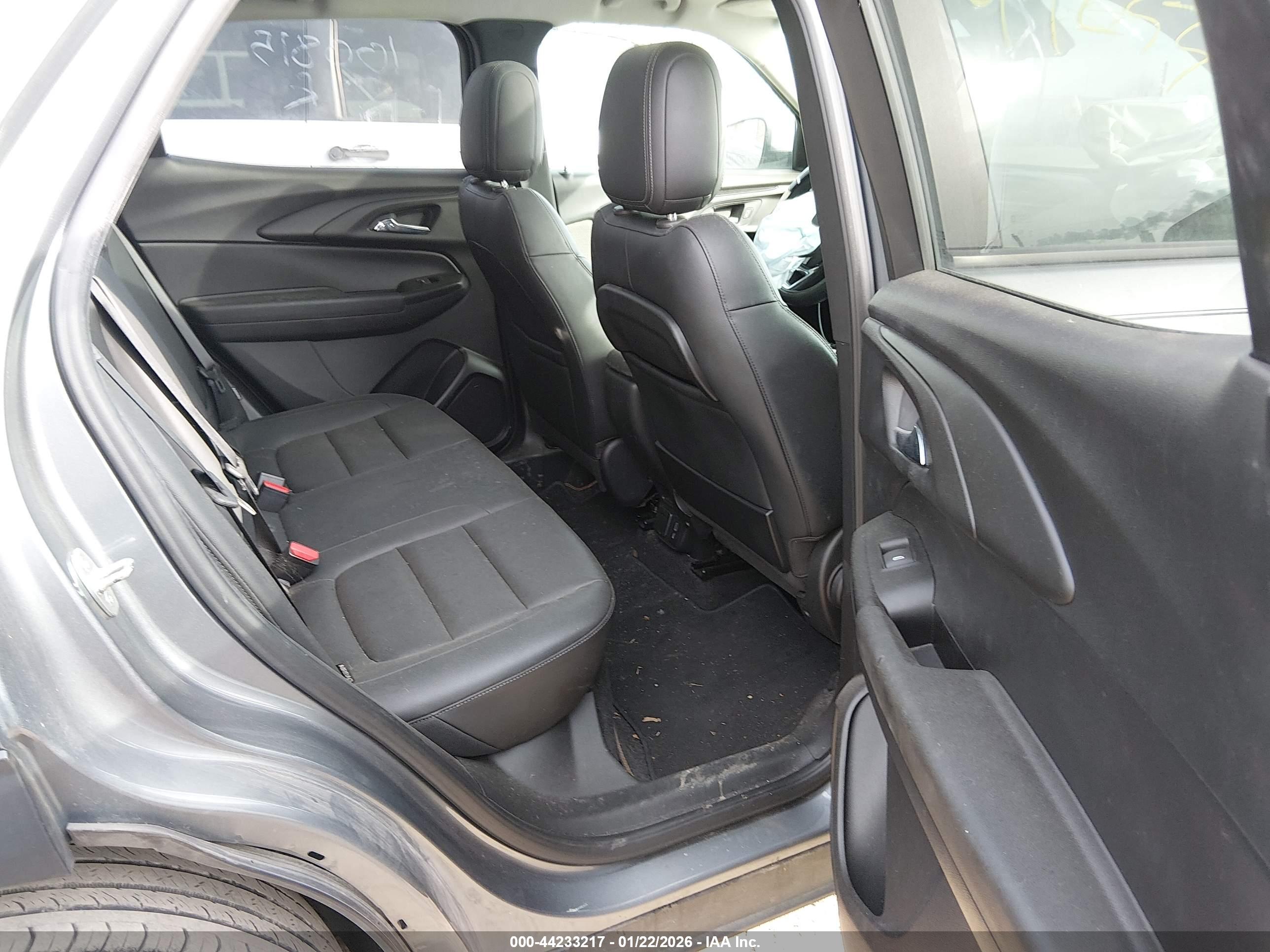 CHEVROLET TRAILBLAZER image 8
