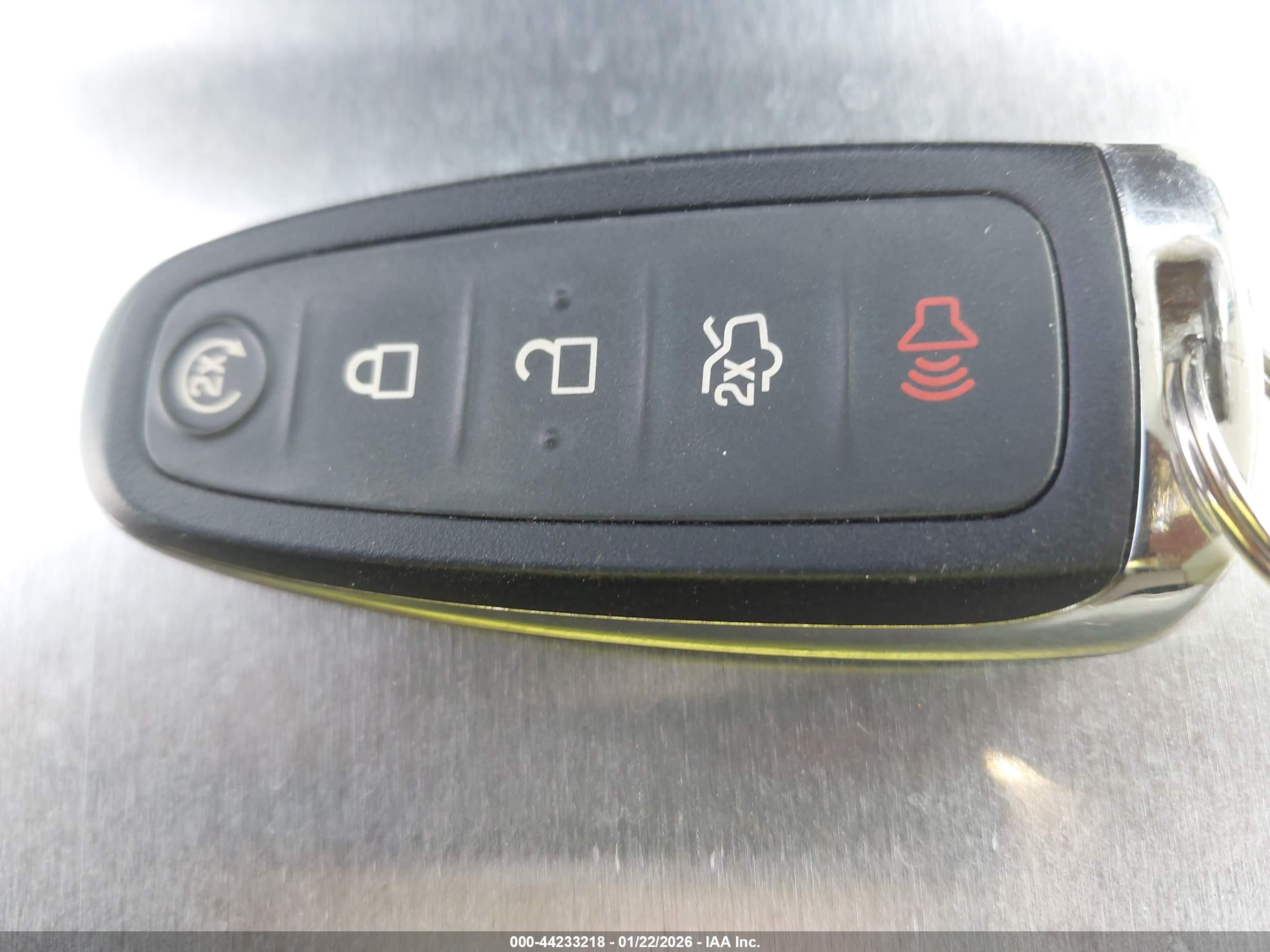 FORD ESCAPE image 11