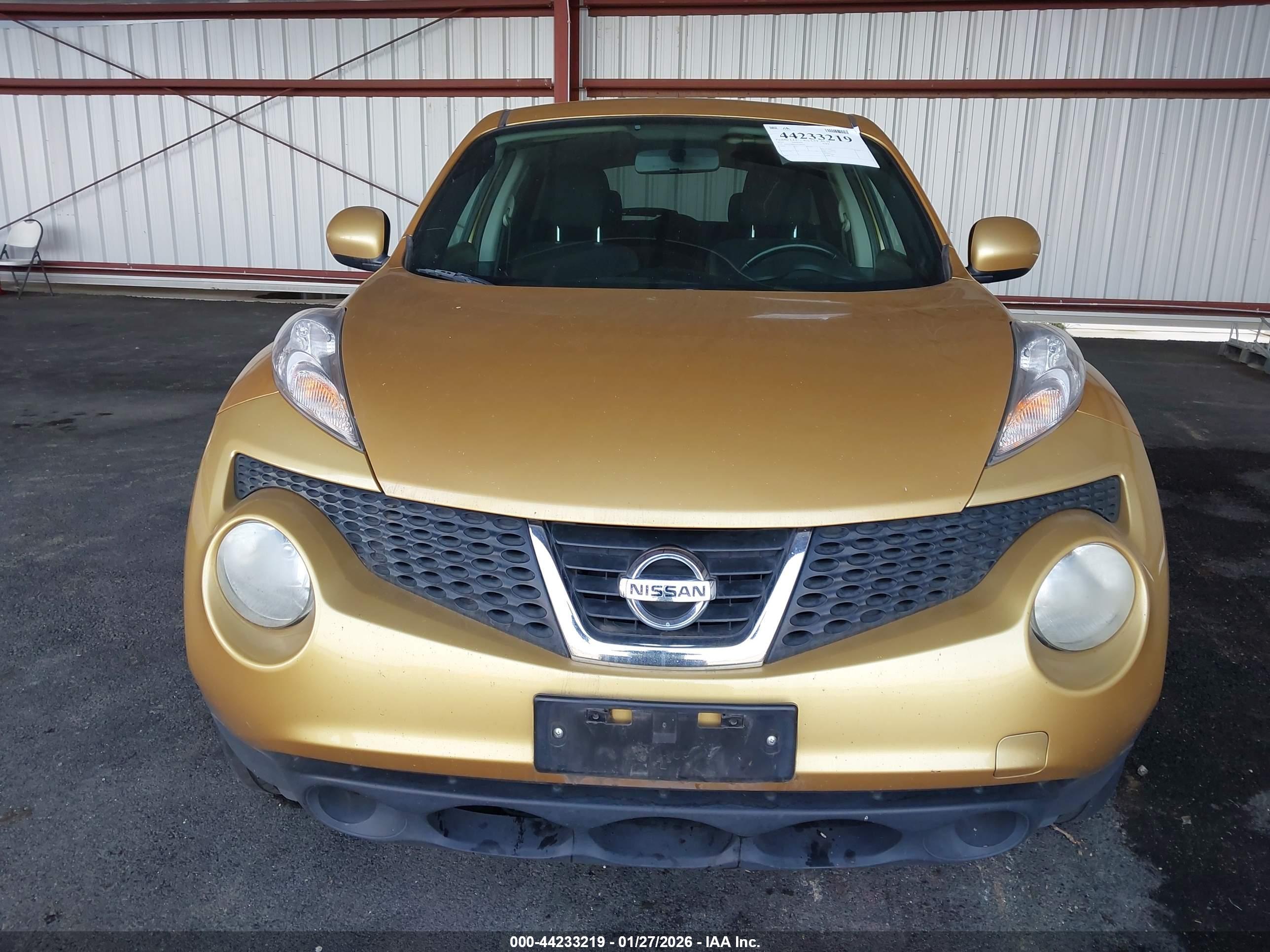 NISSAN JUKE image 6