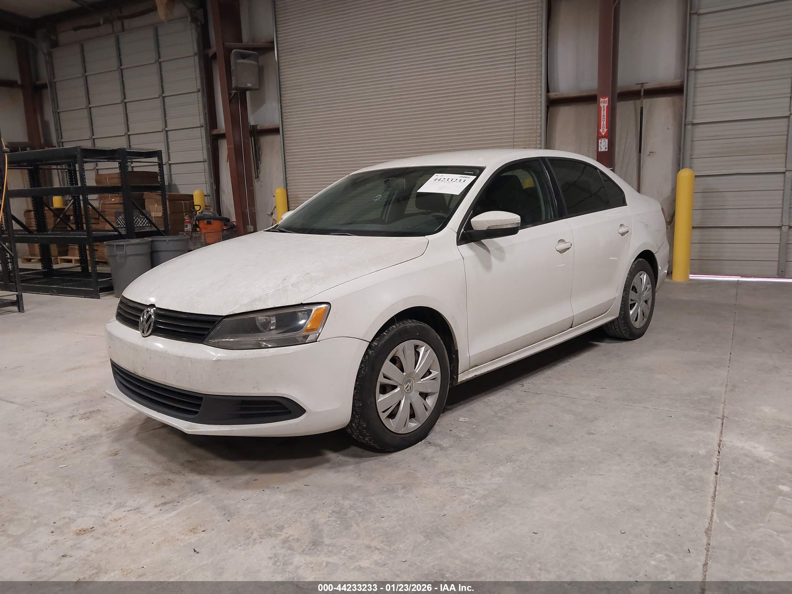 VOLKSWAGEN JETTA image 2
