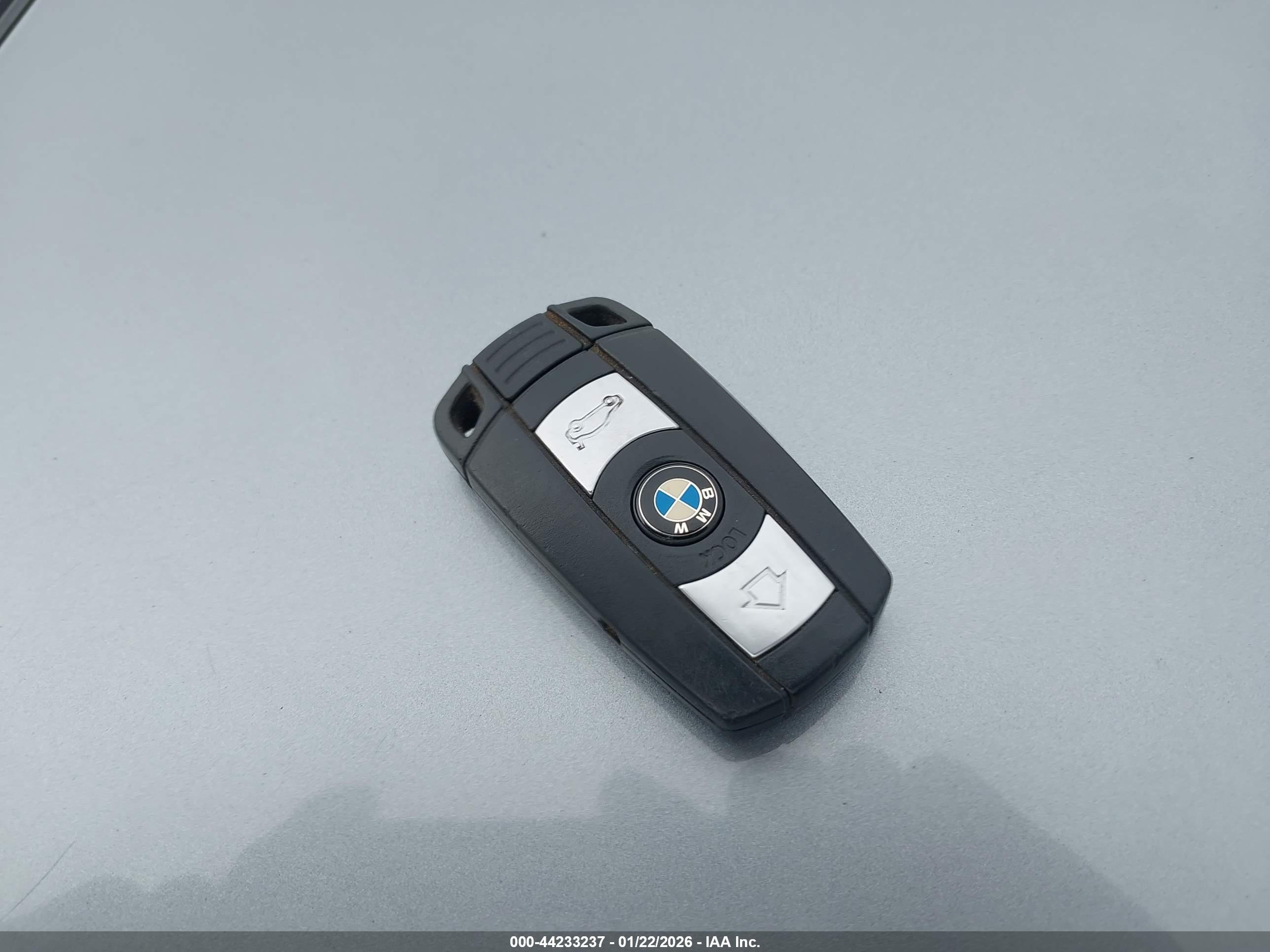 BMW M5 image 11