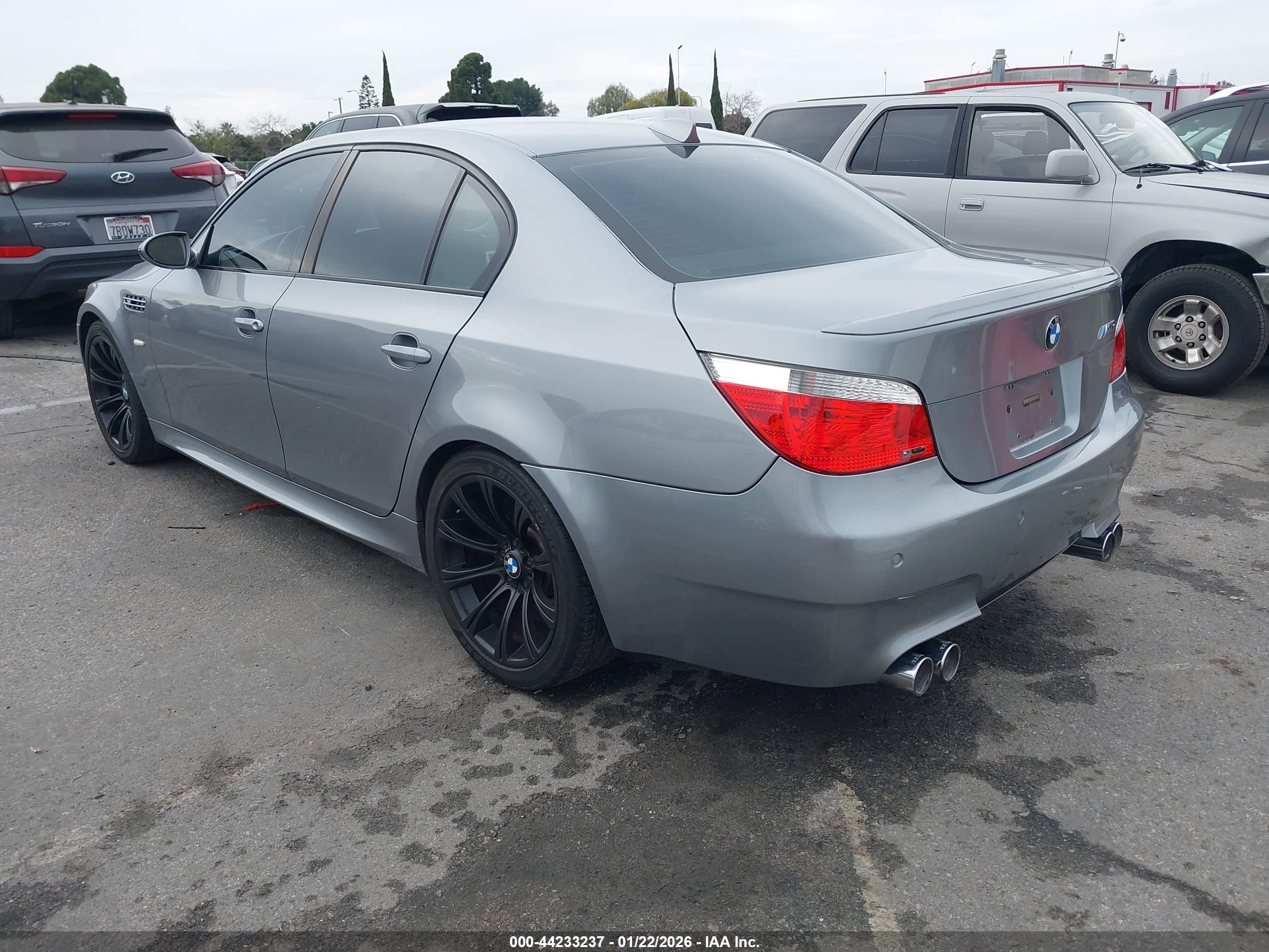 BMW M5 image 3